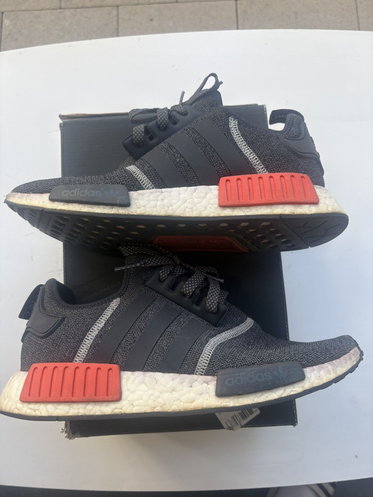 Adidas Adidas NMD R1 Size US 9 / EU 42 - 1 Thumbnail