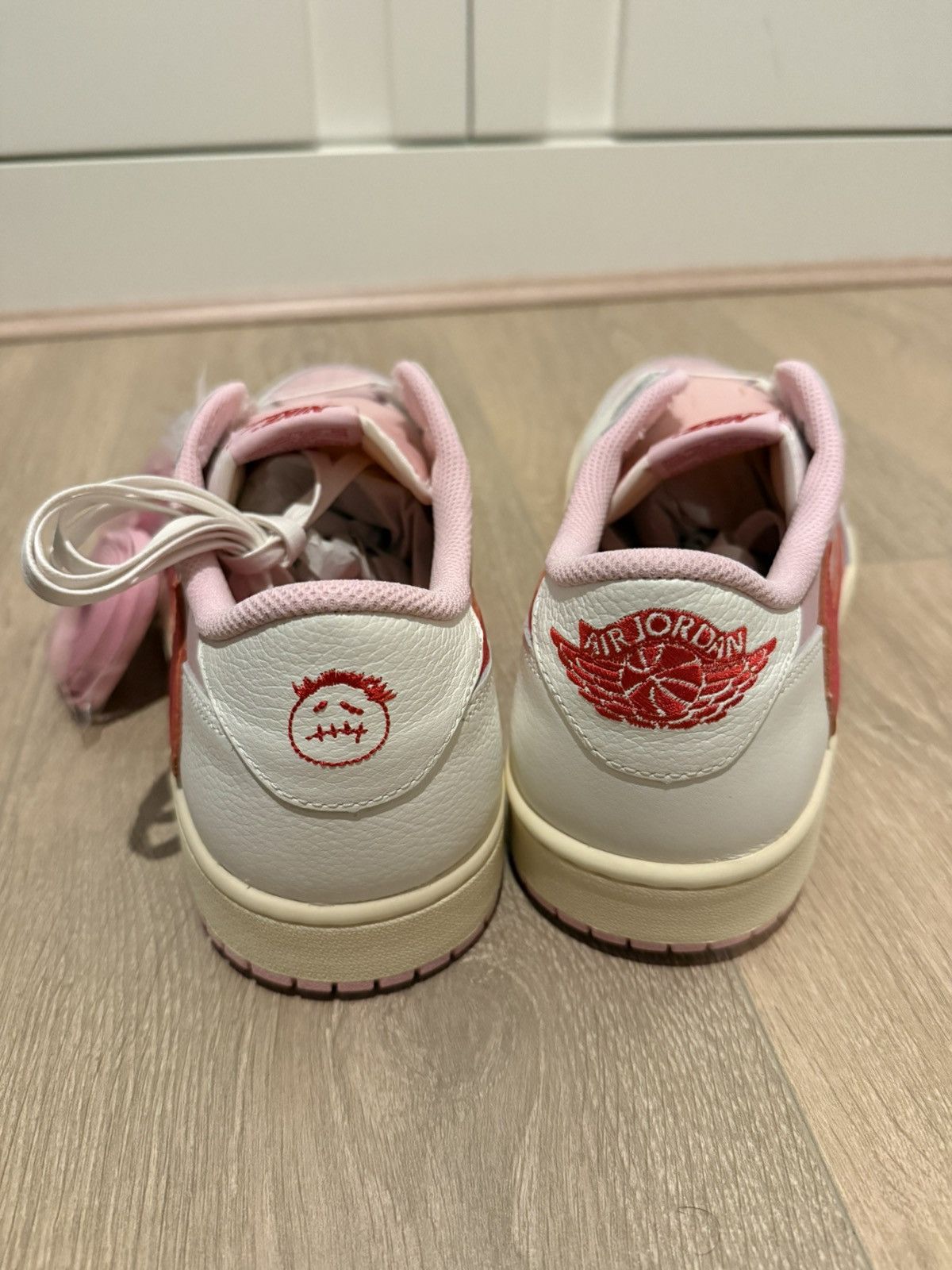 Nike × Travis Scott Travis Scott x Air Jordan 1 Low Sail Tropical Pink Size US 12 / EU 45 - 11 Thumbnail