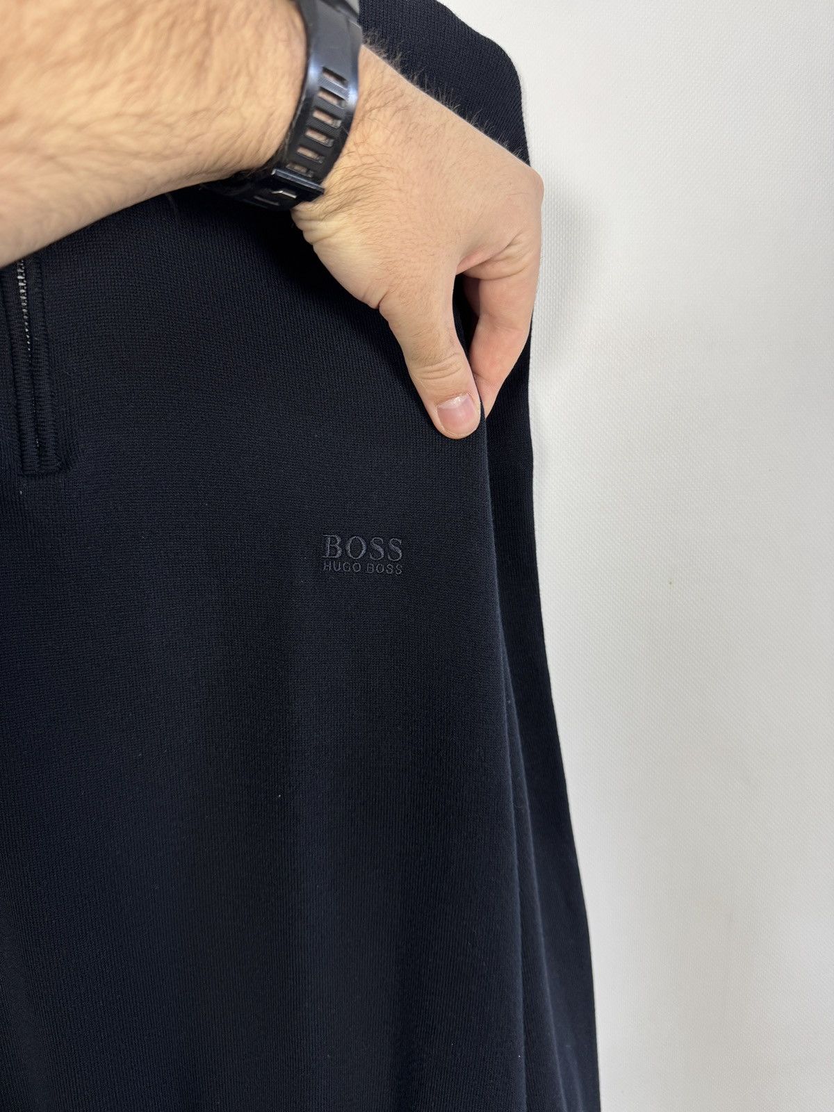 Hugo Boss BOSS Hugo Boss 1/4 Zip Sweater Finest Italian Yarn Size XXL Size US XXL / EU 58 / 5 - 6 Thumbnail