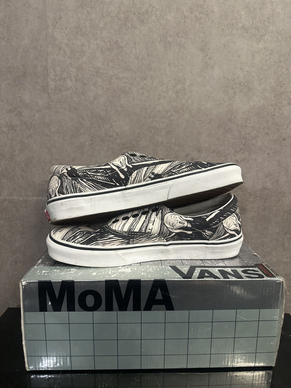 Vans Vans X Edvard Munch Size US 8 / EU 41 - 3 Thumbnail