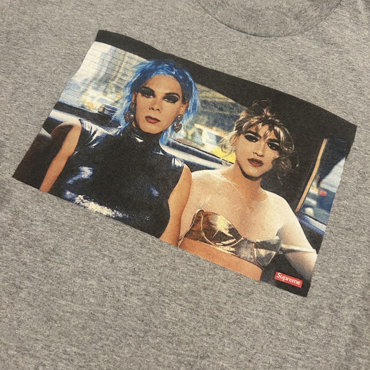Supreme Supreme 2018 Misty & Jimmy Paulette Drag Queen T-Shirt Size US M / EU 48-50 / 2 - 2 Thumbnail