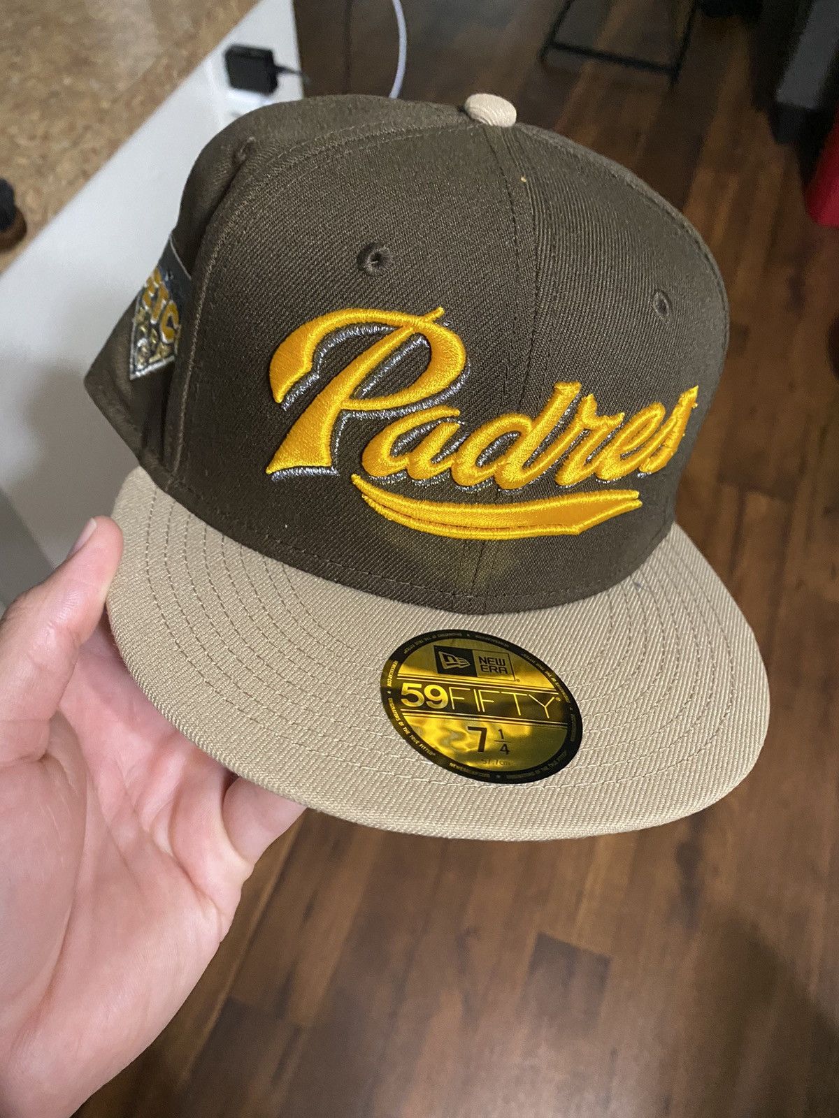 image of New Era San Diego Padres Ecapcity Petco Park Sp 59Fifty Size 7 1/4 in Brown, Men's