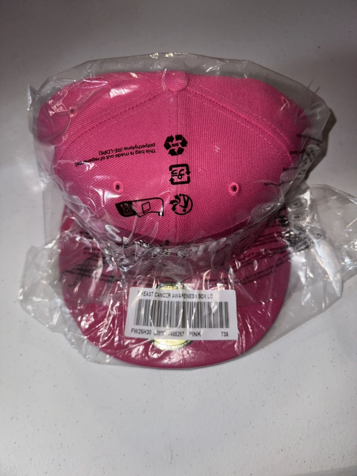 New Era × Supreme Supreme Breast Cancer Awareness Box Logo New Era Size ONE SIZE - 4 Thumbnail
