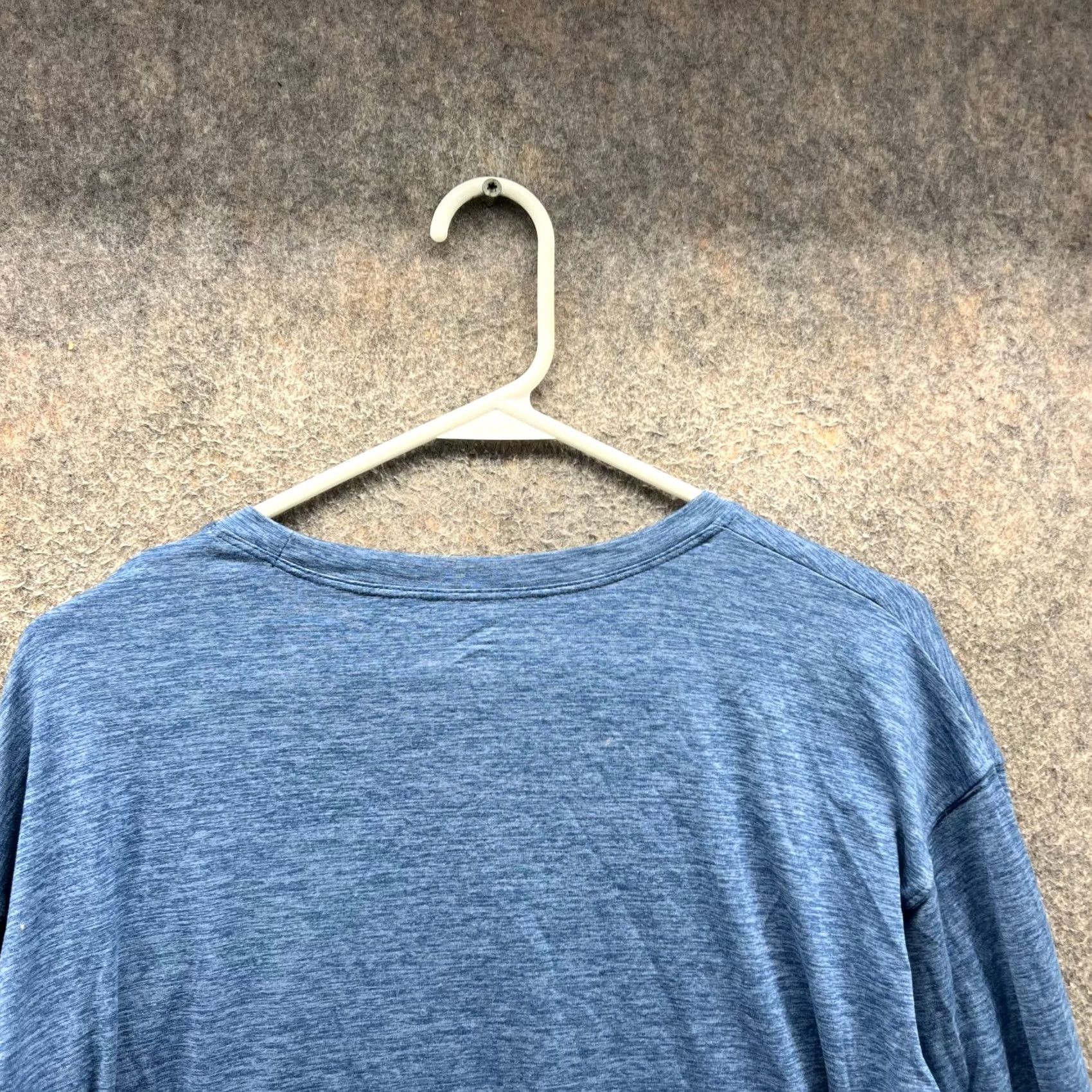 Vintage Columbia Shirt Mens Large Blue Long Sleeve Crewneck RashGuard Heather Size US L / EU 52-54 / 3 - 3 Thumbnail