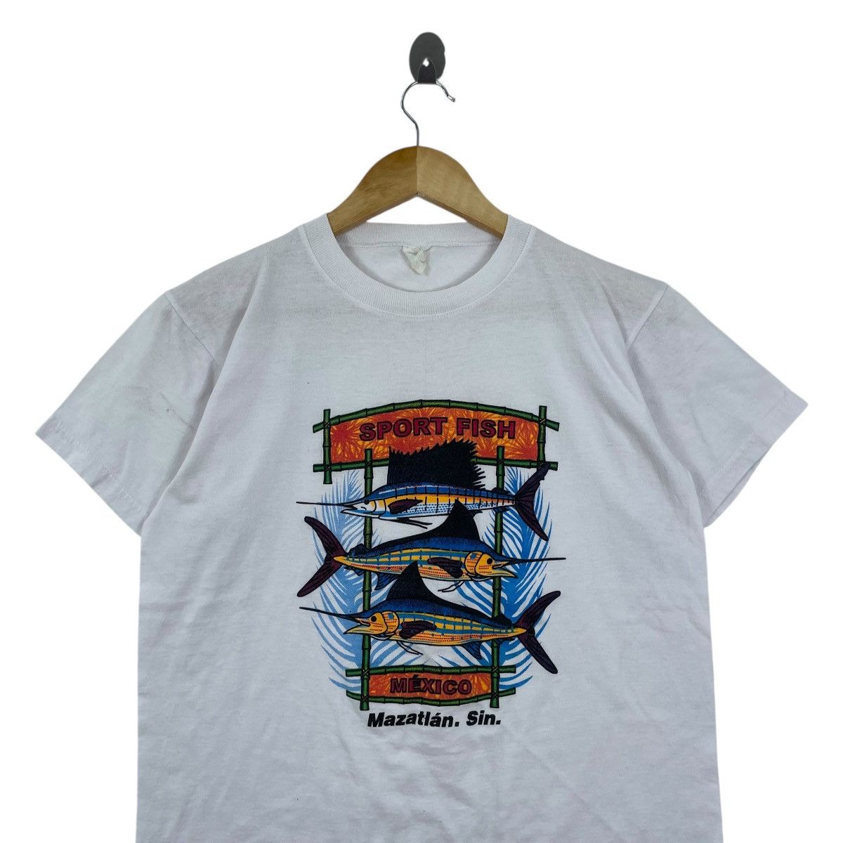 Vintage Vintage 90s Sport Fish Mexico Tee Shirt Size US M / EU 48-50 / 2 - 2 Thumbnail