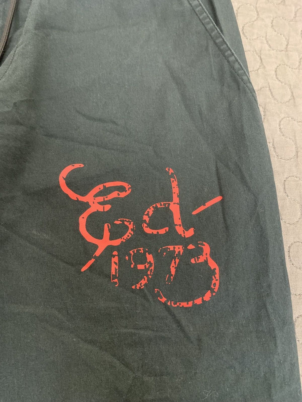 Ed Hardy Y2K Ed Hardy x Urban Outfiters Parachute Cargo Pants Size XS Size US 28 / EU 44 - 7 Thumbnail