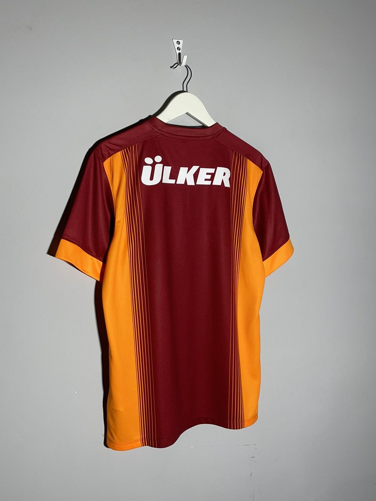 Nike Galatasaray Home 2014/15 Nike Y2k Streetwear Football Shirt Size US M / EU 48-50 / 2 - 8 Thumbnail