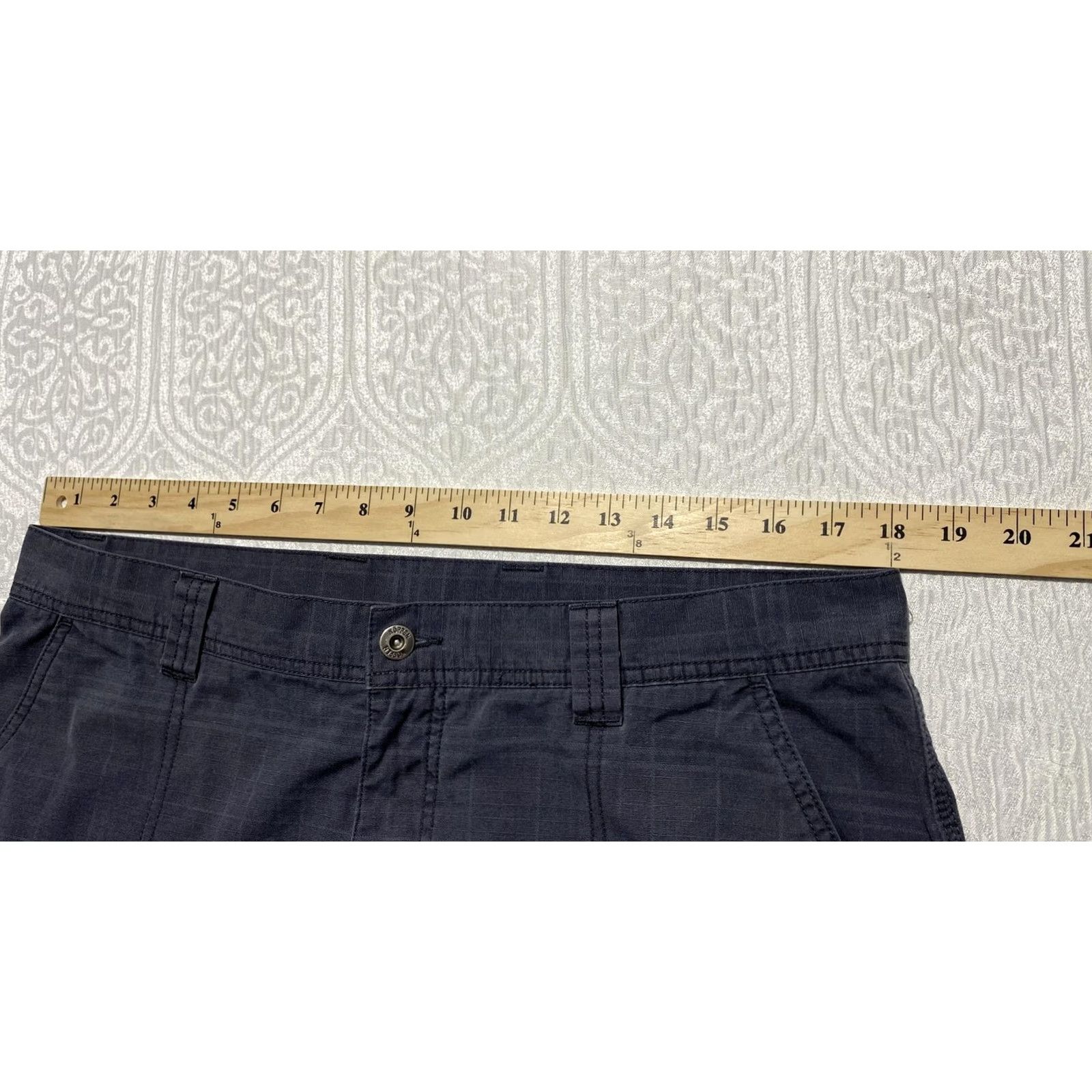 Vintage Köppen Mens 36 Gray Cargo Shorts Cotton Polyester Lightweight Pockets Travel Outdoor Casual Summer Size US 36 / EU 52 - 3 Thumbnail