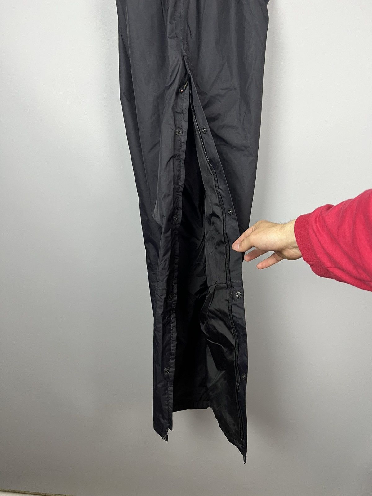Vintage Berghaus AQ2 women's hiking pants on a membrane Size 29" - 8 Thumbnail