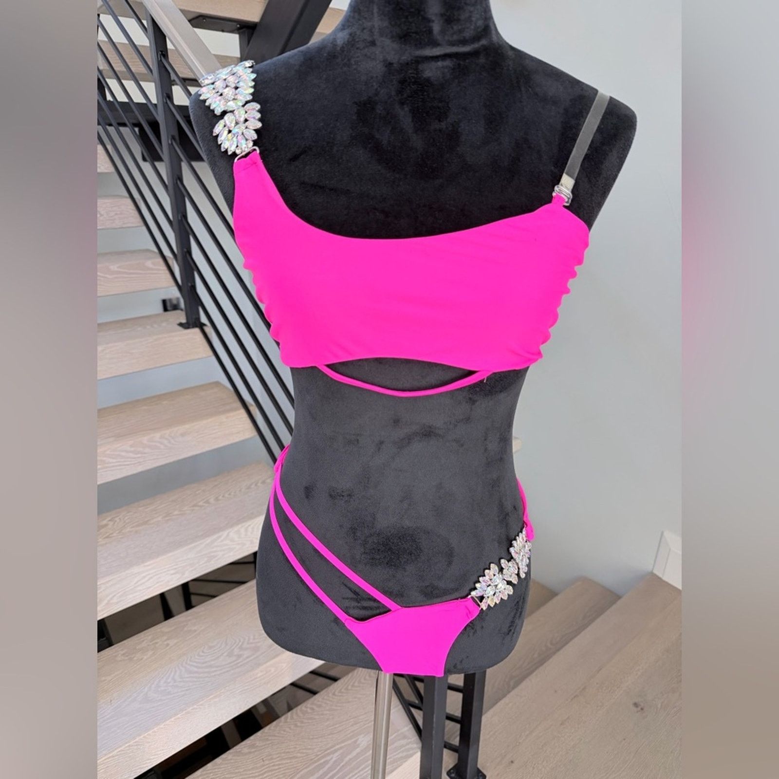 Other New Y2K Pink One-Shoulder 2 piece Swimsuit Bikini size S Size ONE SIZE - 6 Thumbnail