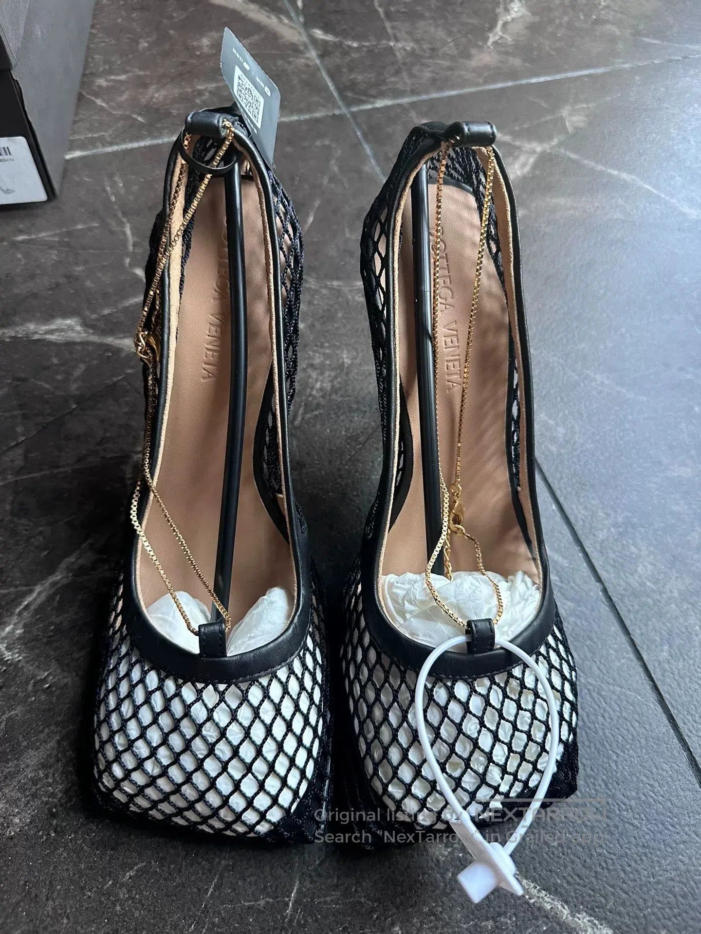 Bottega Veneta Bottega Veneta Mesh Gold Chain Square. Size US 4 / IT 34 - 2 Thumbnail