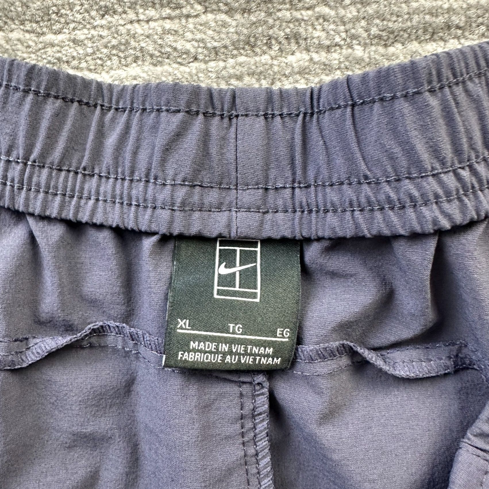 Nike VINTAGE Nike Court Pants Mens XL Blue Sweatpants Tapered Warmup Tennis Side Zip Adjustable Waist Pockets Regular Fit University Theme Mens Size US 36 / EU 52 - 6 Thumbnail
