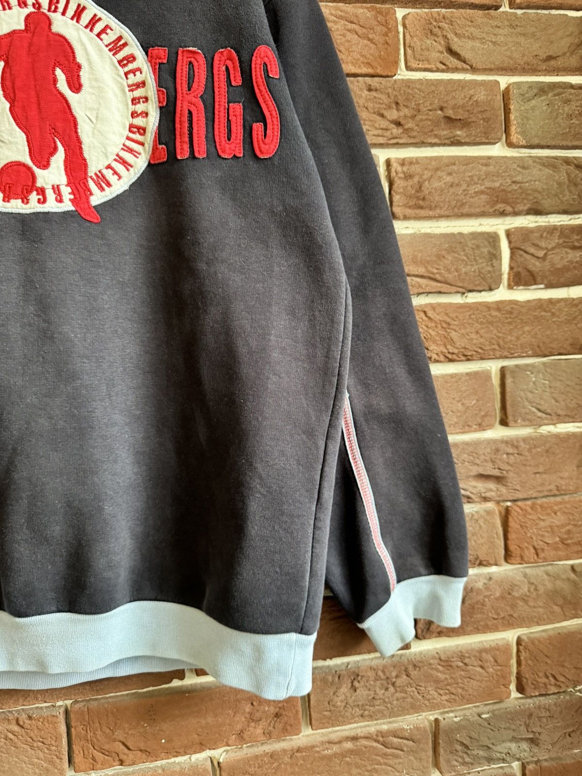 Dirk Bikkembergs Dirk Bikkembergs Logo Hype Sweatshirt Crewneck M Soccer Y2K Size US M / EU 48-50 / 2 - 4 Thumbnail