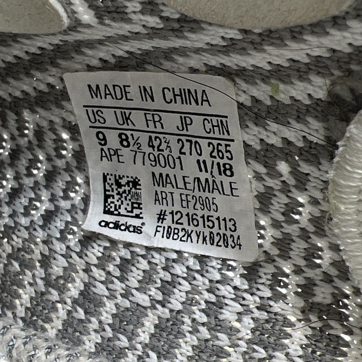 Adidas Yeezy boost 350 v2 static non reflective Size US 9 / EU 42 - 9 Thumbnail