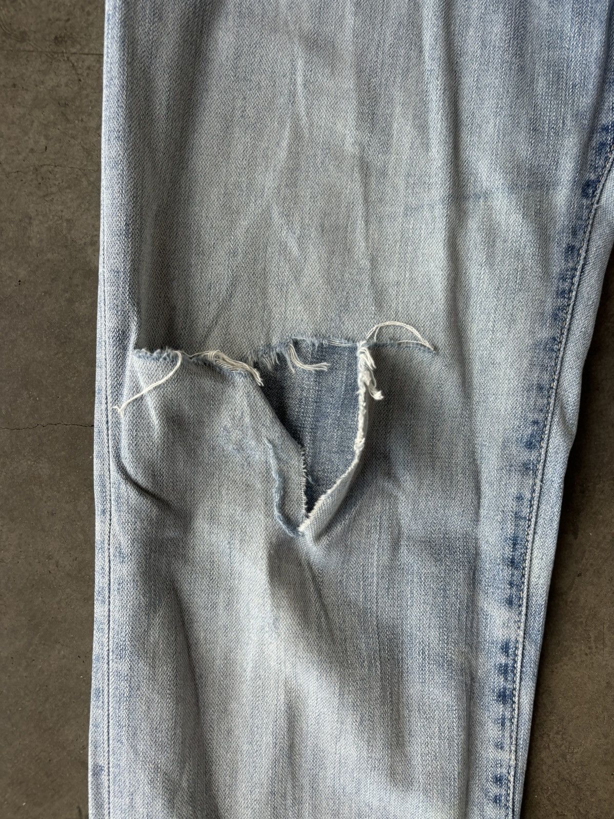Wrangler Vintage Blue Wrangler Distressed Jeans Size US 34 / EU 50 - 3 Thumbnail