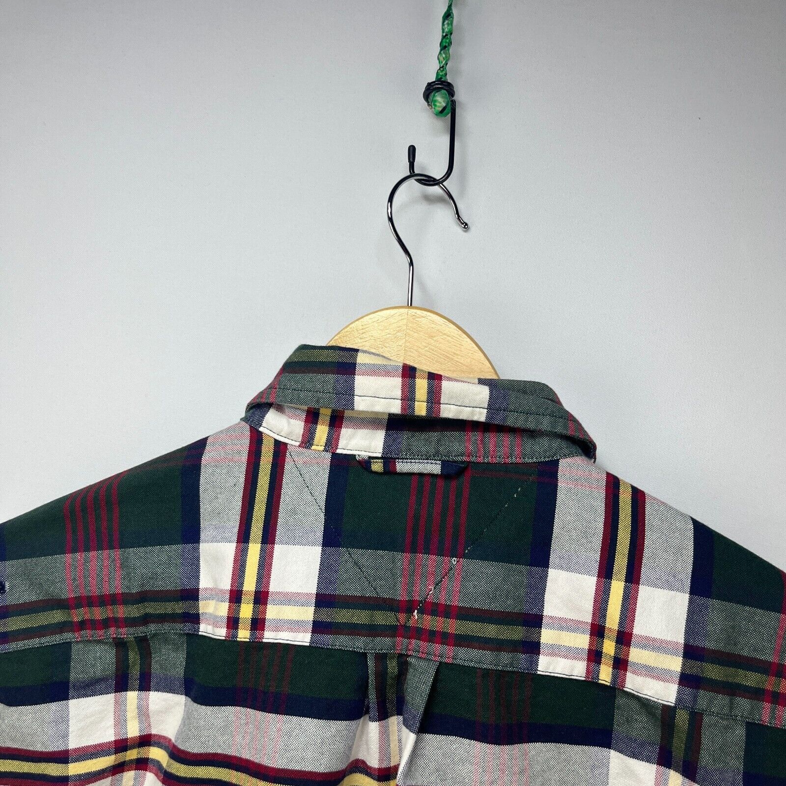 Tommy Hilfiger × Vintage Vintage 90s Tommy Hilfiger Long Button Up Plaid Shirt Large Size US L / EU 52-54 / 3 - 12 Thumbnail