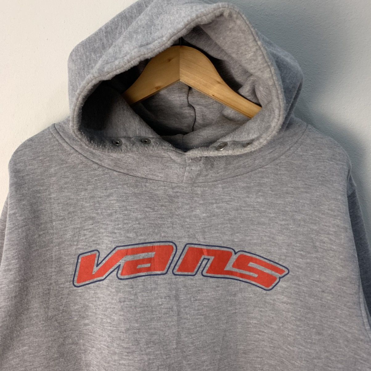 Vans Vintage Vans Big Logo Hoodies Size US L / EU 52-54 / 3 - 4 Thumbnail