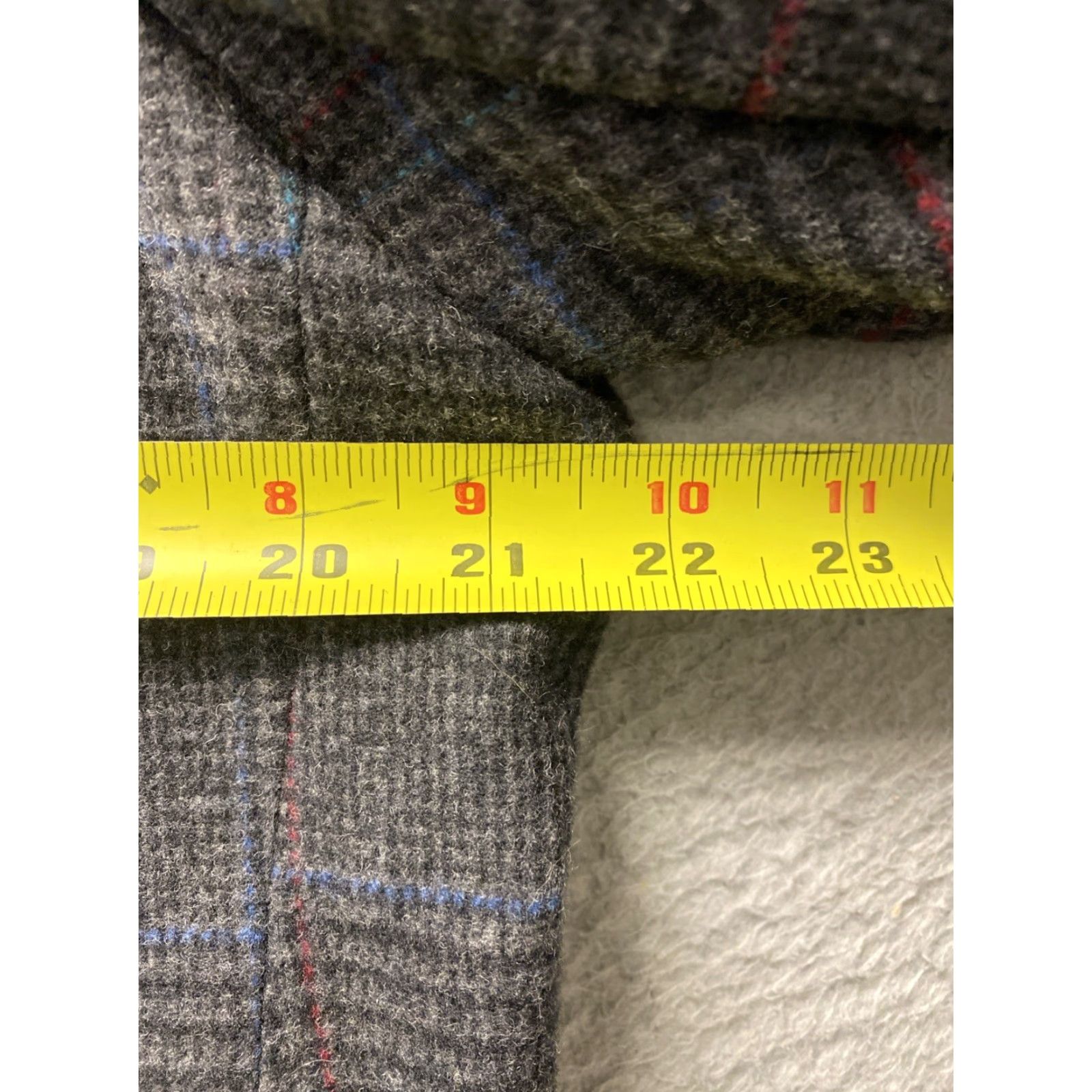 Palmes Arnold Palmer Sport Coat Mens 44R Gray Plaid Wool 2 Button /76-73 Shirt Jacket Blazer Classic Notch London 100% Virgin Wool Dry Clean Only Mens Size 44R - 5 Thumbnail