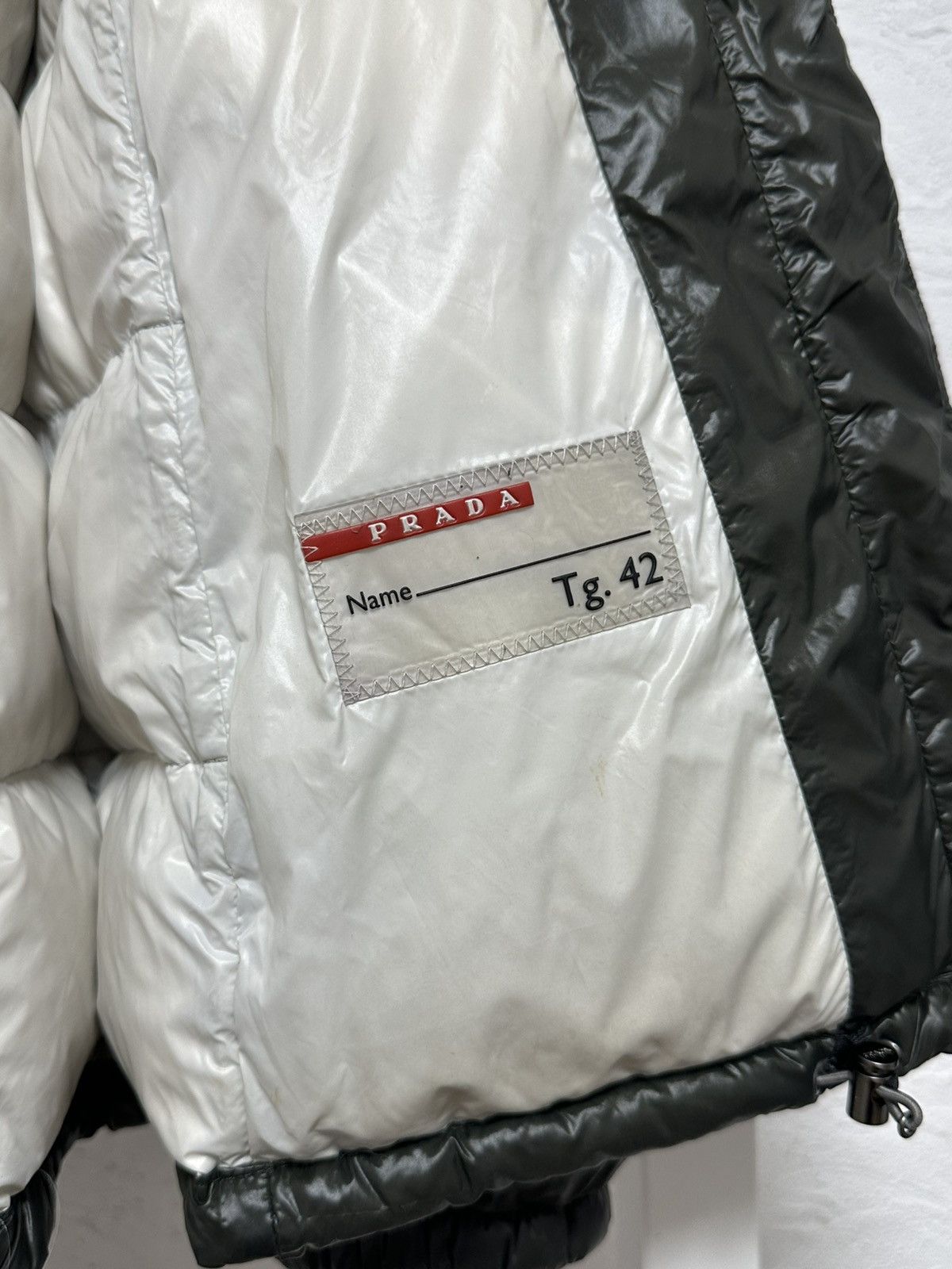 Prada Prada Milano Down Jacket M Size Size M / US 6-8 / IT 42-44 - 15 Thumbnail