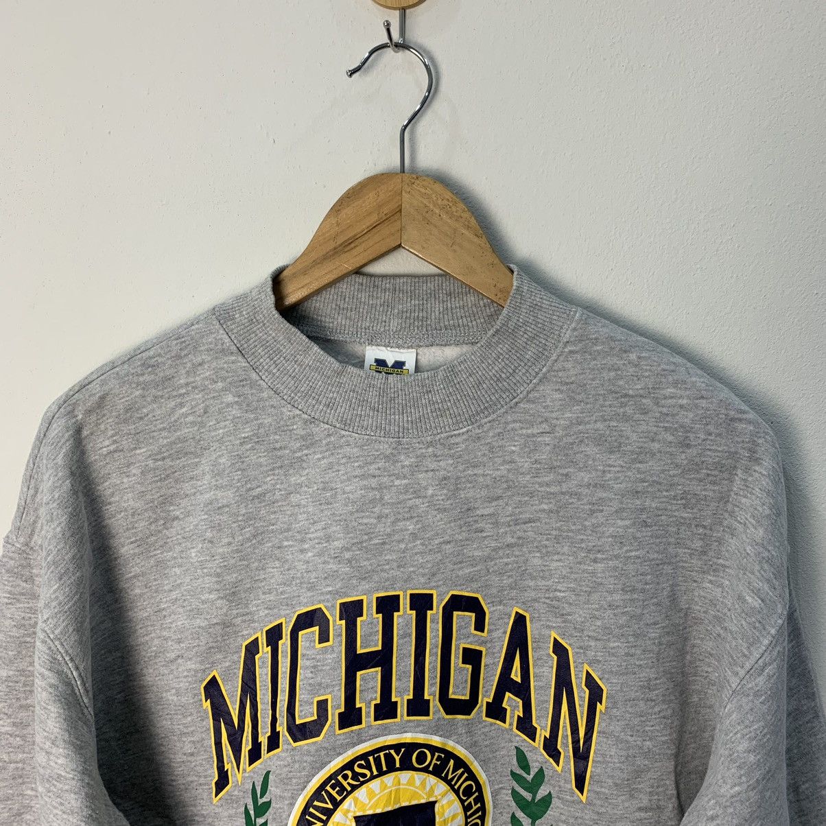 Vintage Rare Vintage University Of Michigan Crop Top Sweatshirt Size L / US 10 / IT 46 - 4 Thumbnail