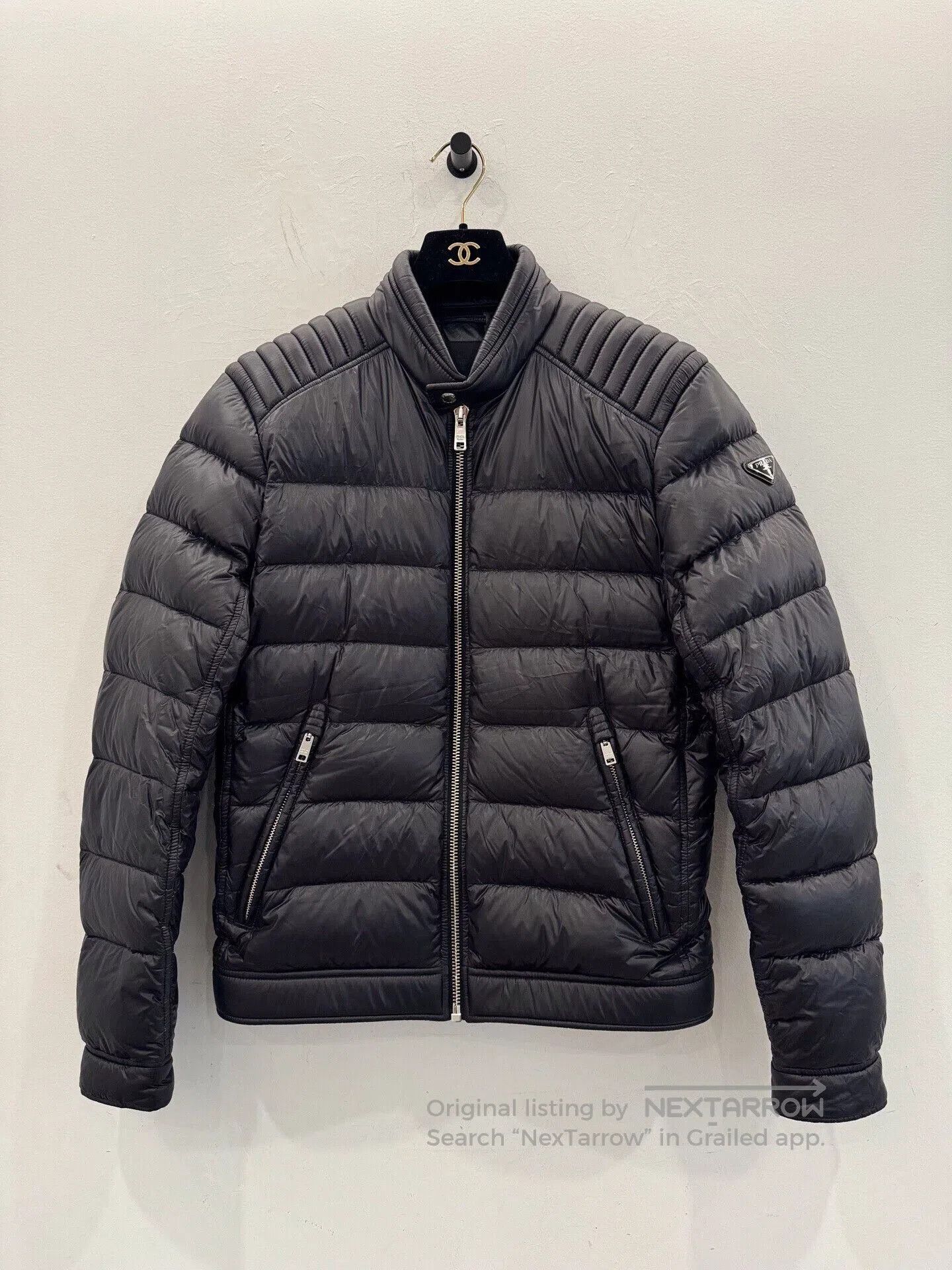 Prada Prada Side Triangle Logo Black Men's Down Jacket. Size US M / EU 48-50 / 2 - 1 Thumbnail