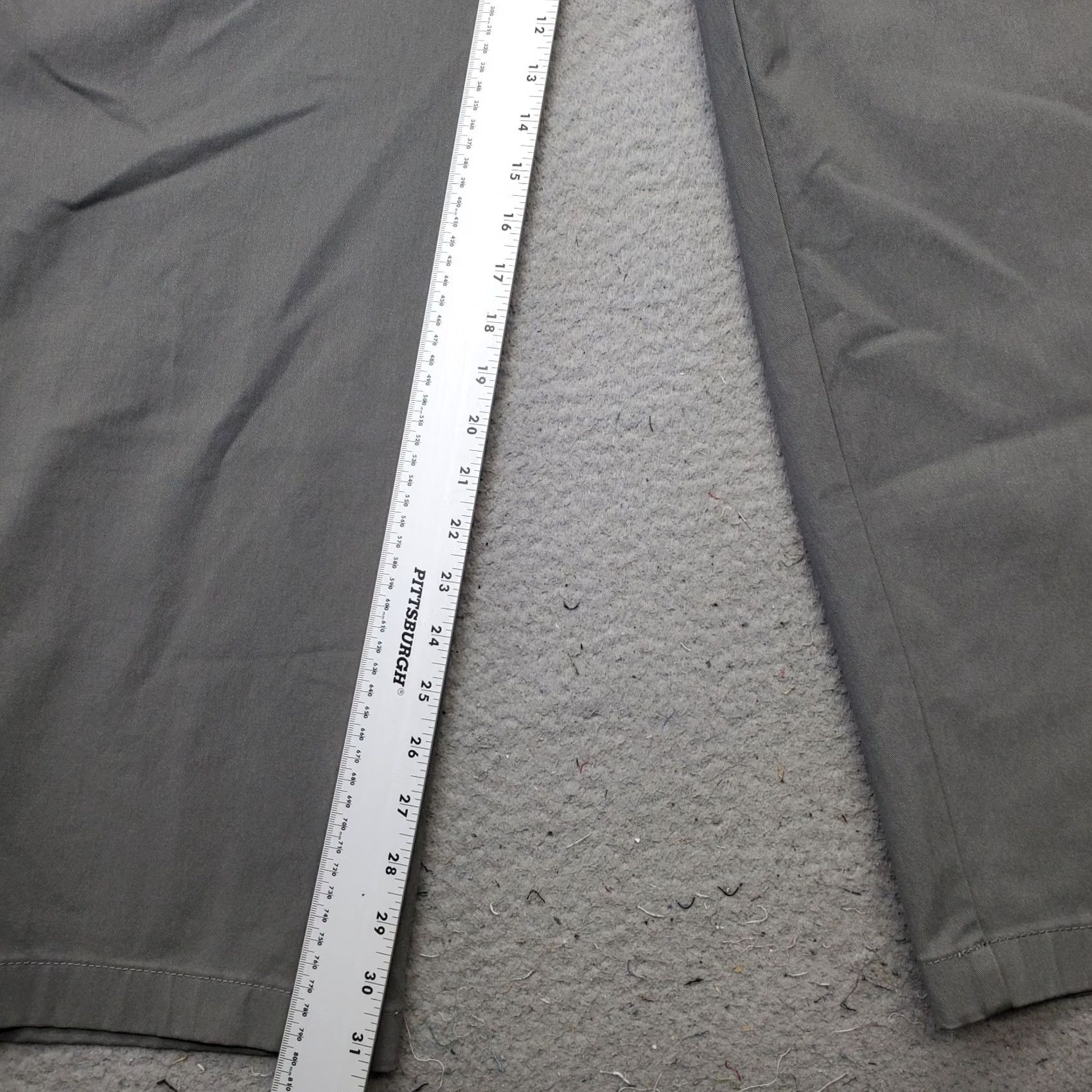 Izod IZOD Pants Mens 50x32 Gray Performance Stretch Non-Iron Flat Front Straight Leg Mens Size 50 Gray Regular Stretch Chino Size US 34 / EU 50 - 4 Thumbnail
