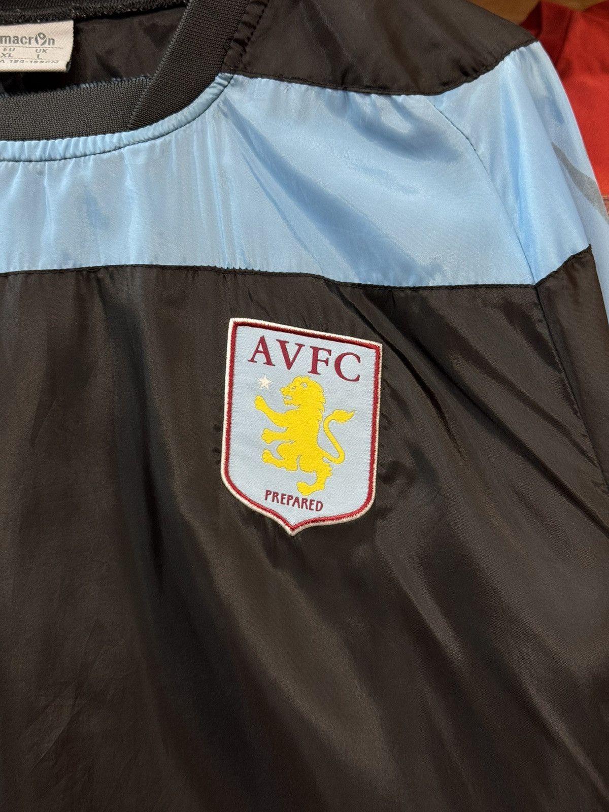 Macron Aston Villa 2012-13 Macron Drill Top Size US XL / EU 56 / 4 - 4 Thumbnail