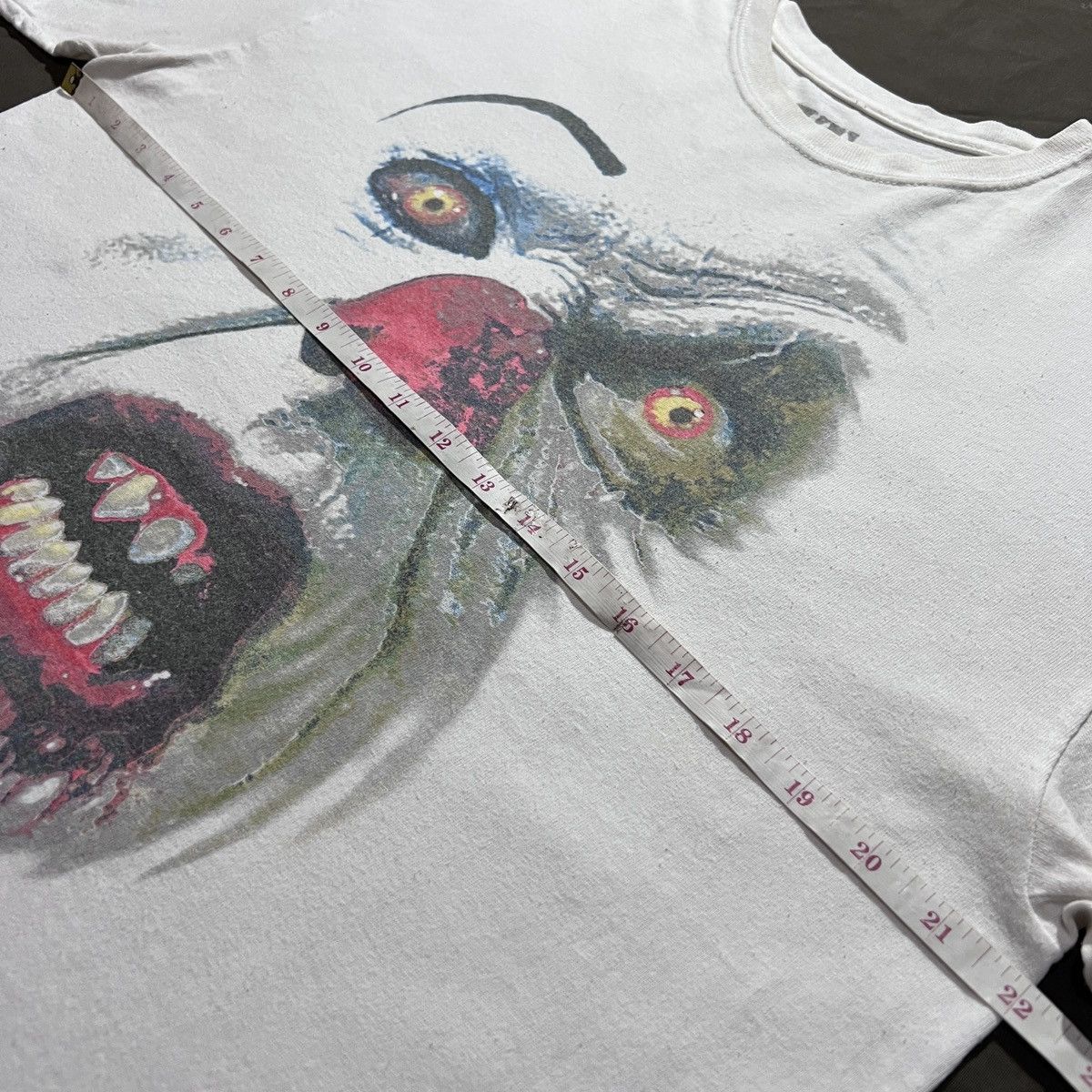 Expert Horror IT Horror movie promo Tee L Big Face graphic streetwear Size US L / EU 52-54 / 3 - 8 Thumbnail