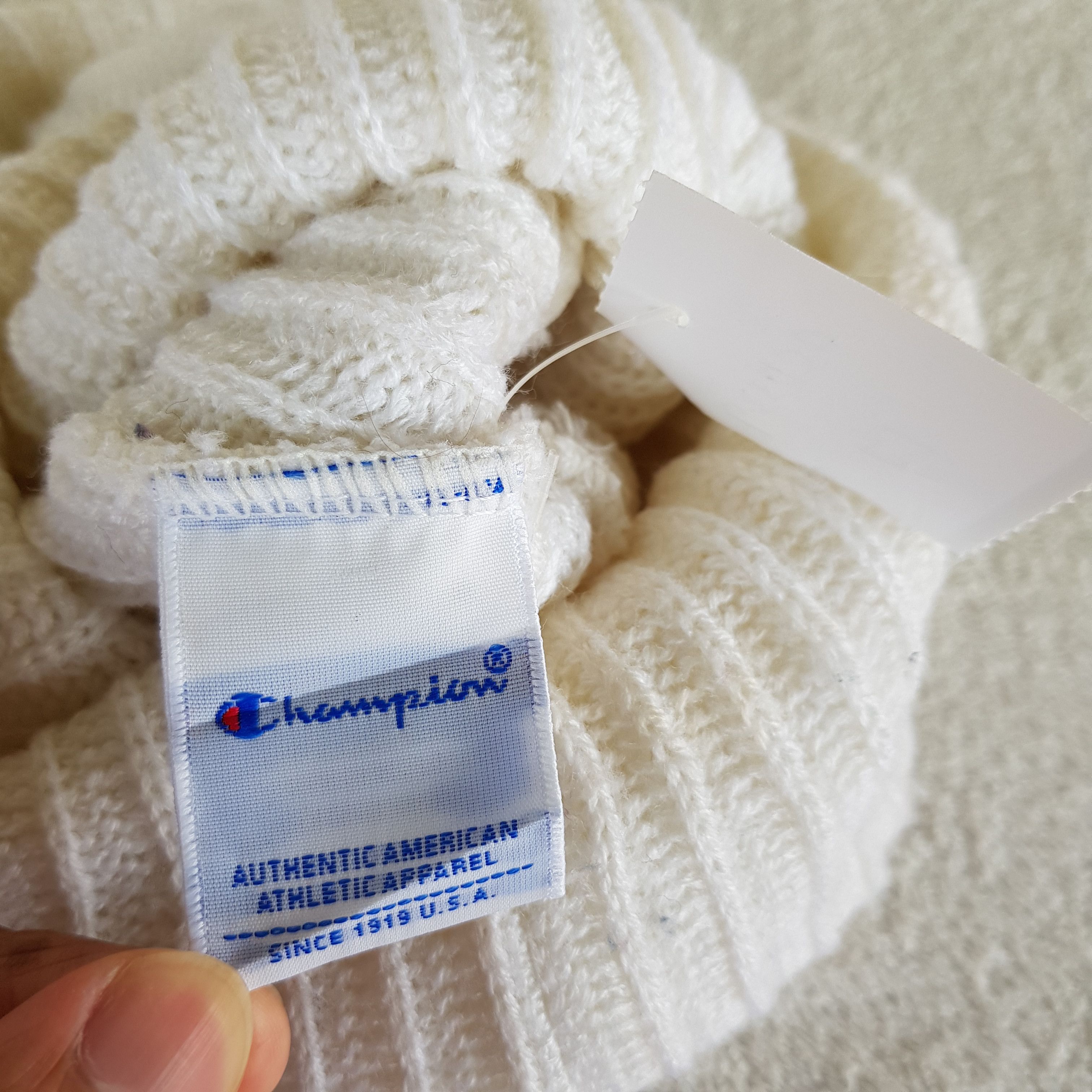 Champion Vintage Champion Beanie 90s Champion Snow Caps Hats Size ONE SIZE - 7 Thumbnail