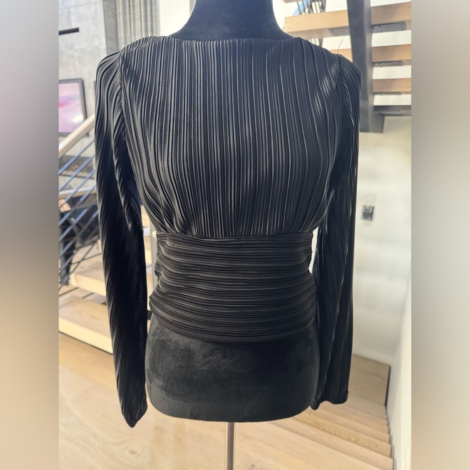 Other New Elegant Black Pleated Long Sleeve Top size S Size S / US 4 / IT 40 - 3 Thumbnail