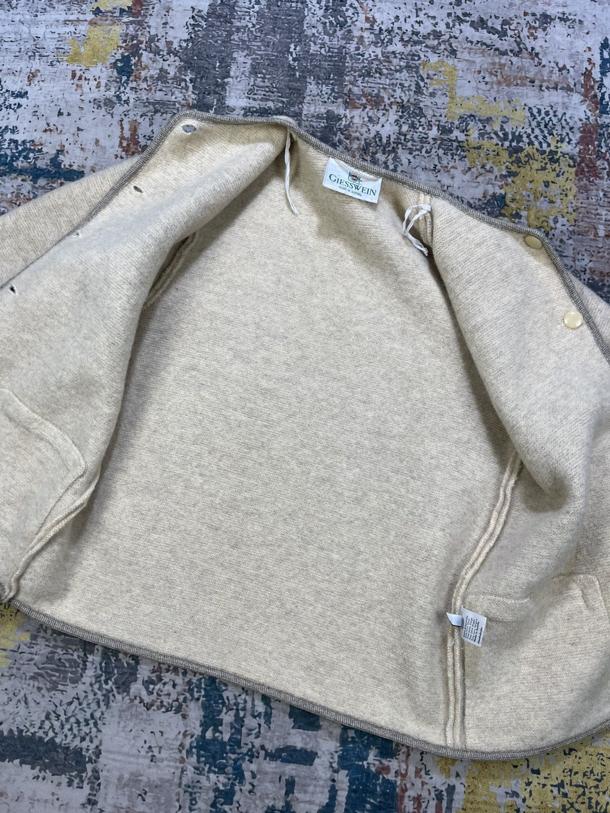 GIESSWEIN Vintage Giesswein Pure Virgin Wool Cardigan Sweater Size XL / US 12-14 / IT 48-50 - 11 Thumbnail