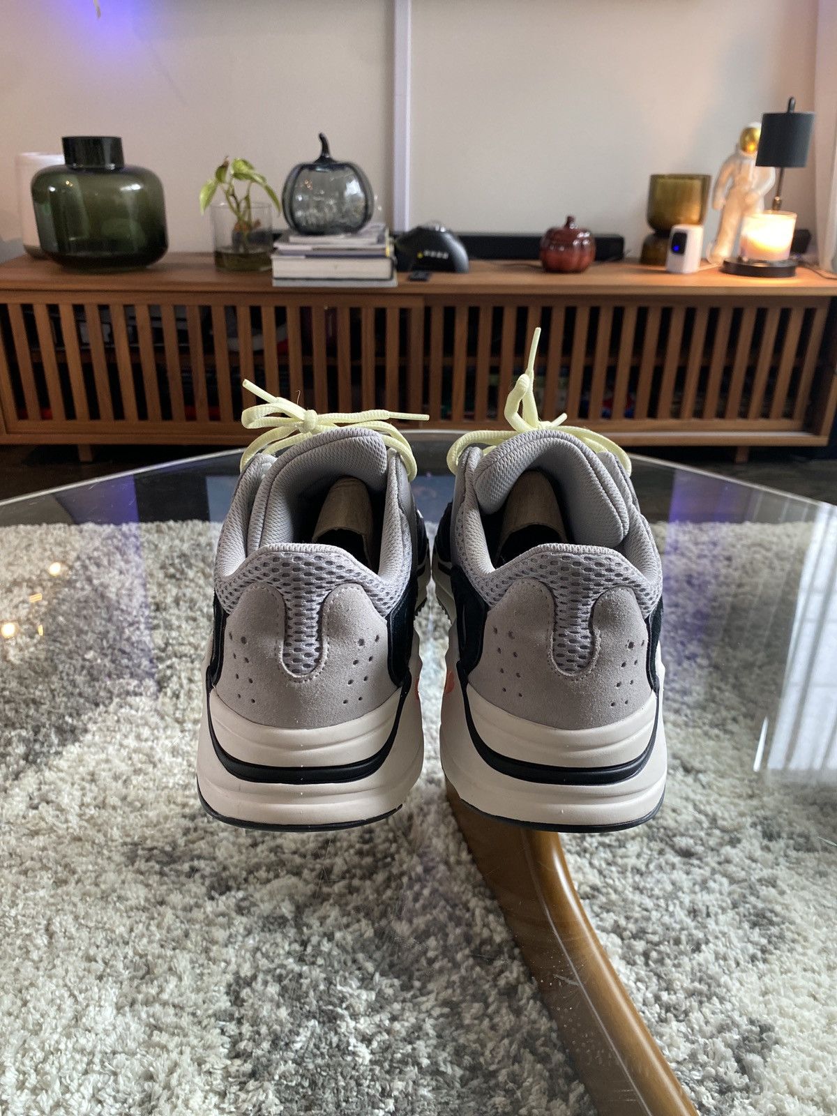 Adidas Adidas Yeezy Boost 700 Size US 11 / EU 44 - 5 Thumbnail