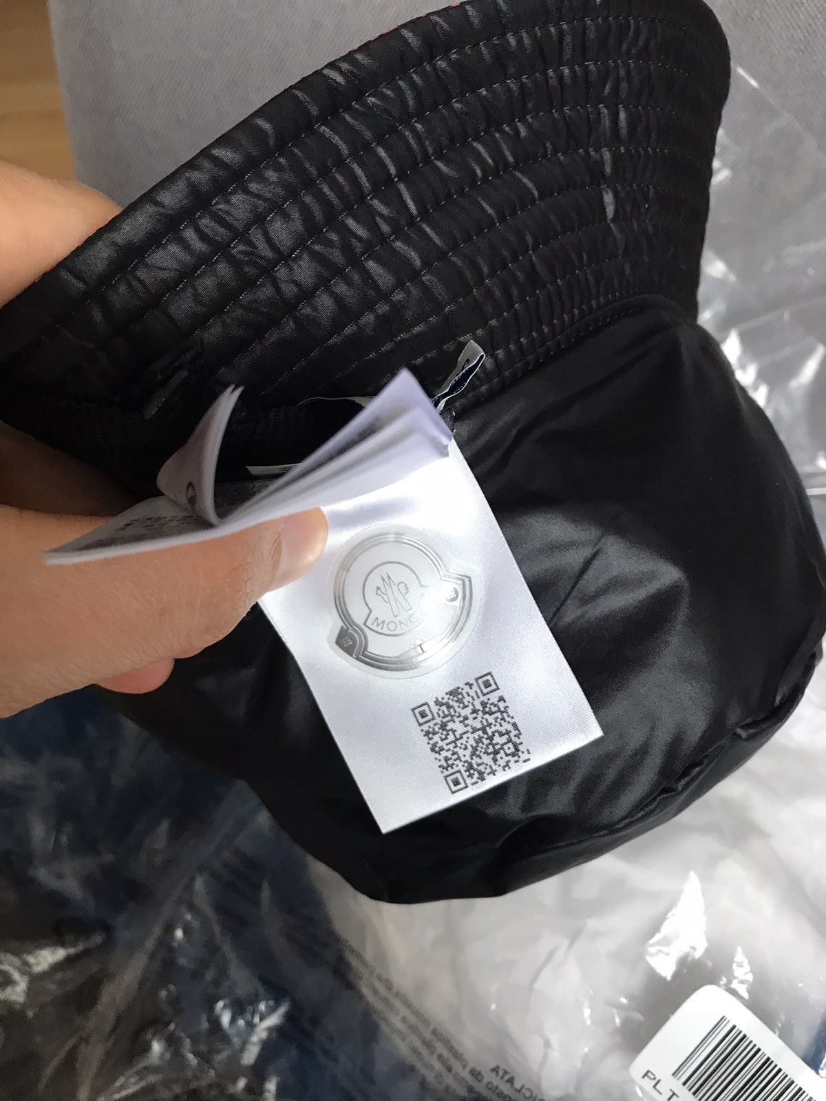 Moncler Moncler x Adidas size S shipping in EU Size ONE SIZE - 6 Thumbnail