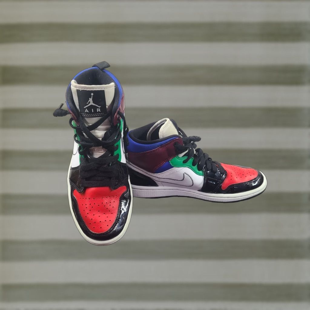 Jordan Brand Nike Air Jordan 1 Mid SE Black White University Red Women's 7 Shoes AJ1 Mid SB DB5454-001 Size US 7 / IT 37 - 1 Thumbnail