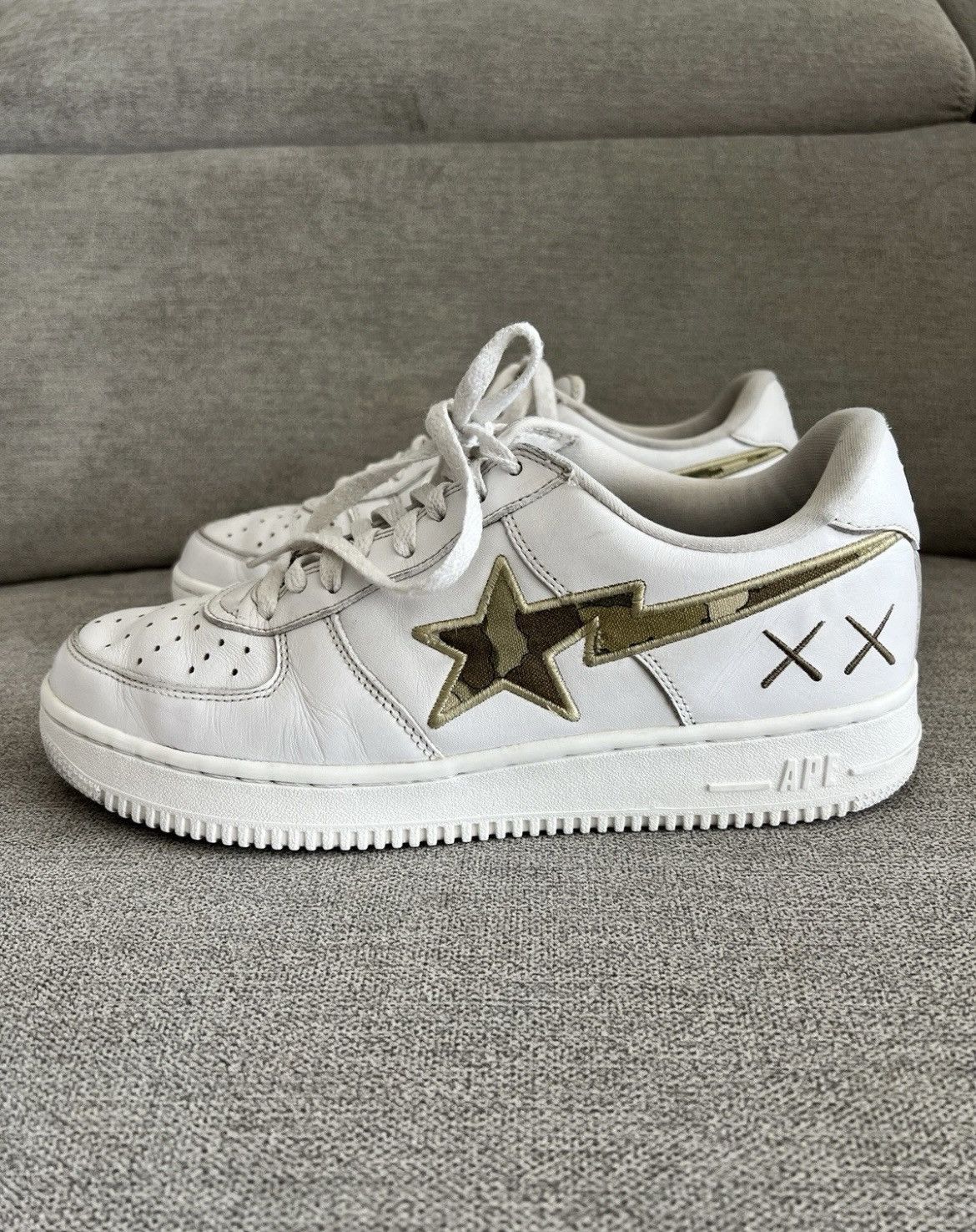 Bape × Kaws RARE OG 2005 A BATHING APE X KAWS BAPESTA Size US 11 / EU 44 - 1 Thumbnail