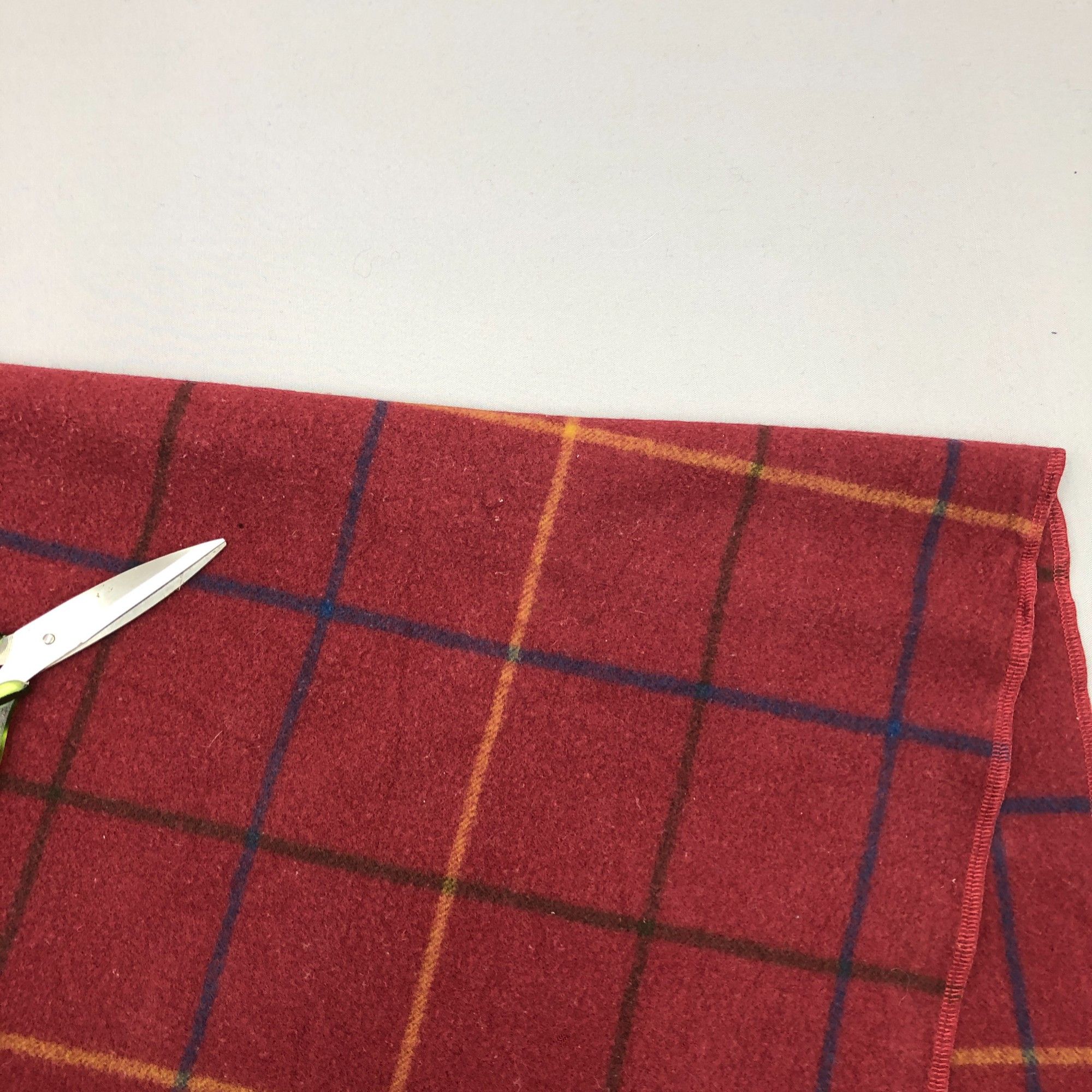 Aquascutum Vintage Aquascutum Scarf Muffler Wool Shawls Wraps Scarves Size ONE SIZE - 10 Thumbnail
