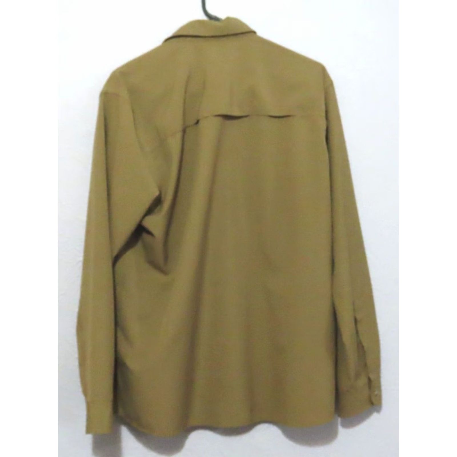 Eddie Bauer VINTAGE Eddie Bauer Long Sleeve Vented Outdoor Shirt Mens L Classic Olive NWOT Size US L / EU 52-54 / 3 - 7 Thumbnail