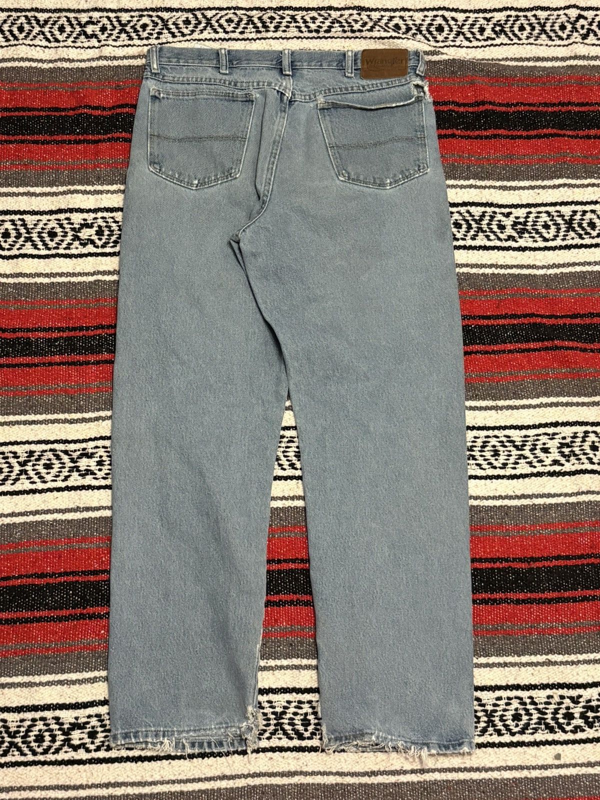 Jean × Wrangler Very worn wrangler jeans Size US 36 / EU 52 - 2 Thumbnail