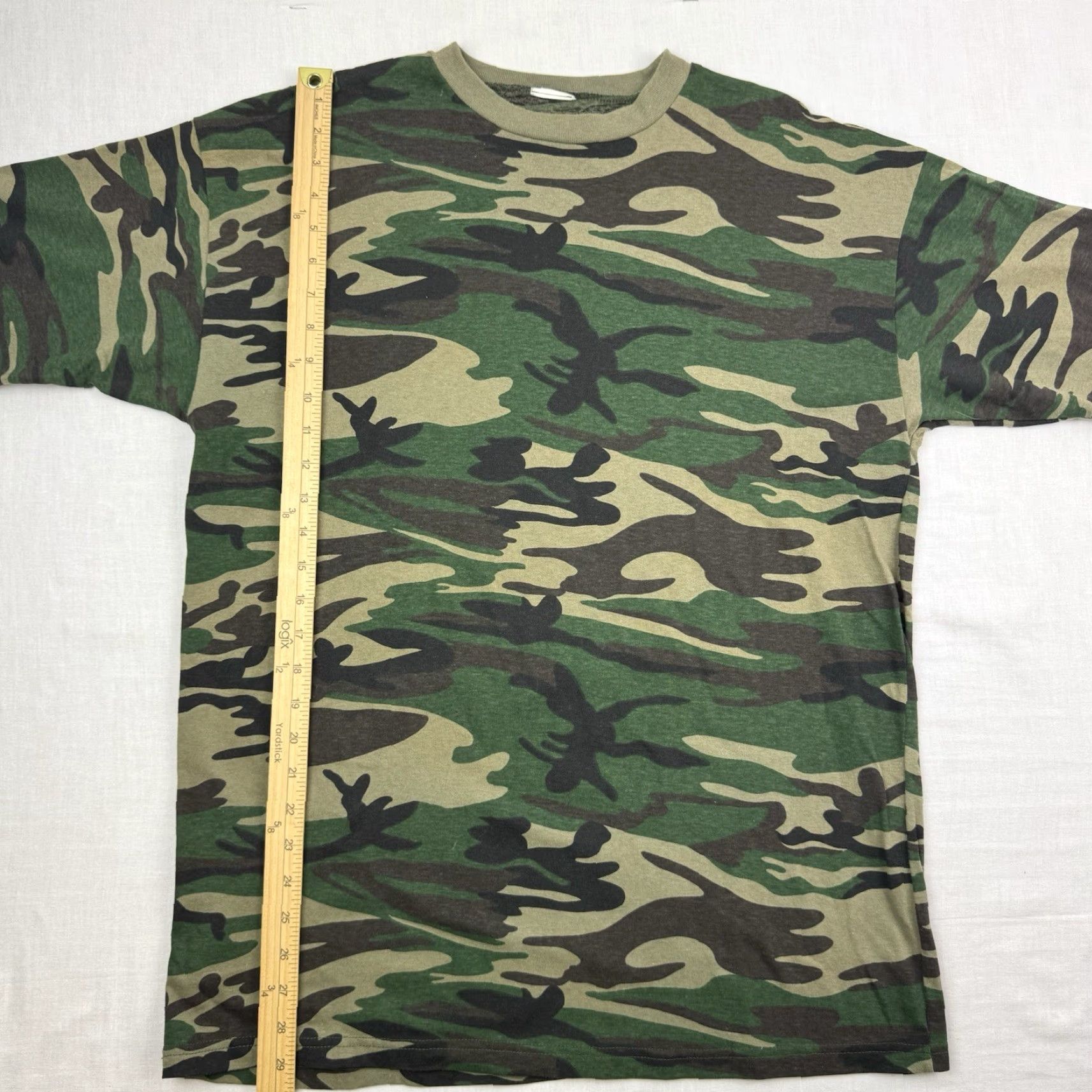 Vintage VINTAGE Camouflage T Shirt Men Adult Large Short Sleeve Crew Neck Hunting Outdoors Hipster 90s Y2K Size US L / EU 52-54 / 3 - 5 Thumbnail
