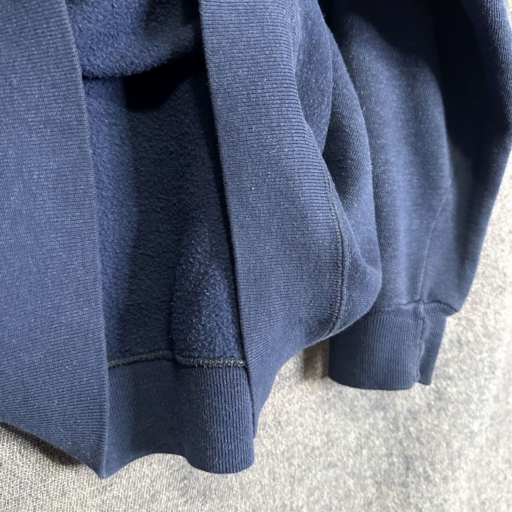 Vintage VINTAGE Sportswear Sweatshirt Blue Large USA Made Raglan Sleeve 70s 80s Classic Pullover Mens Size US L / EU 52-54 / 3 - 5 Thumbnail