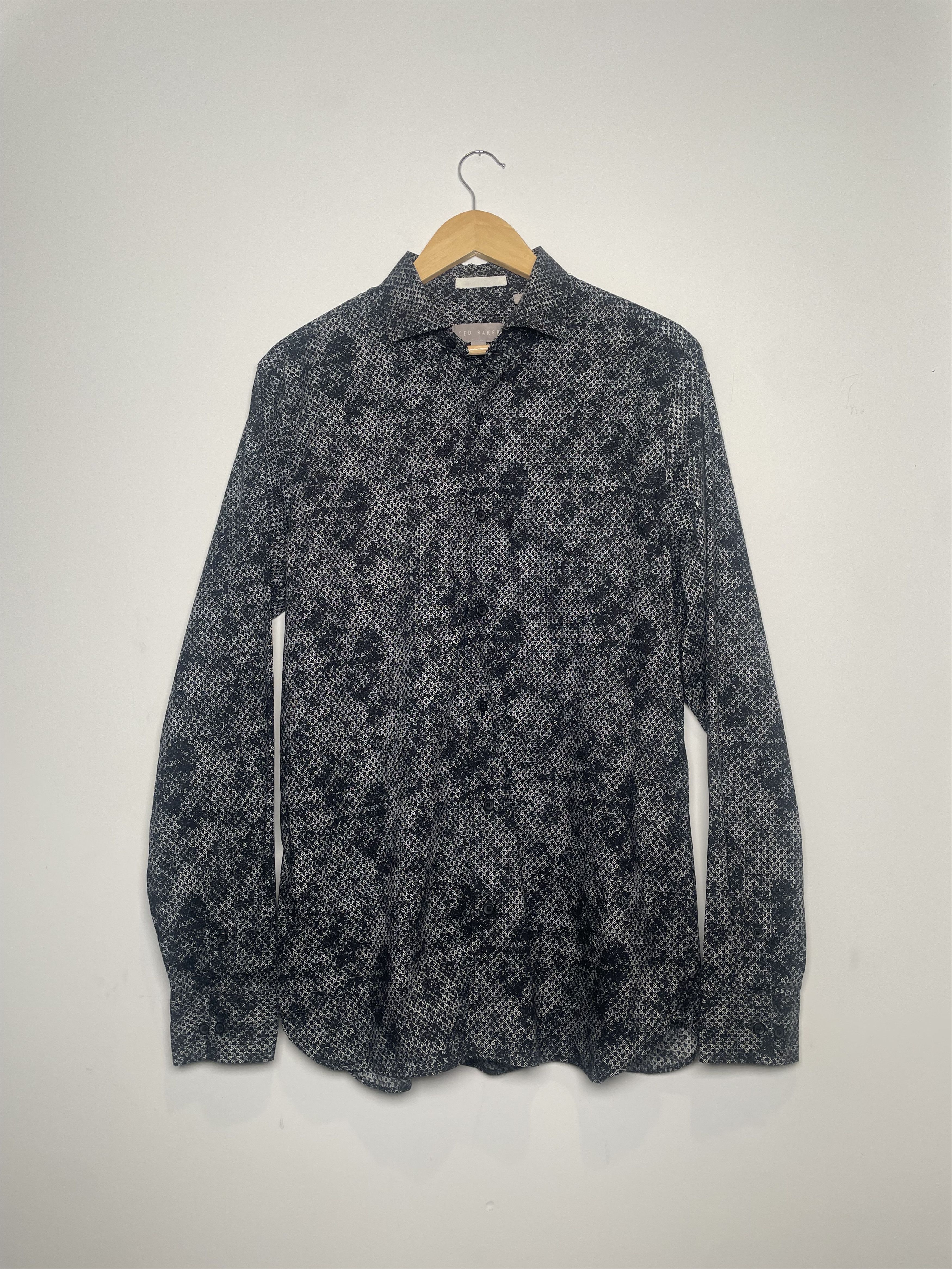 Ted Baker Ted Baker London Dark Geometric Print Button-Down Shirt M/L Size US M / EU 48-50 / 2 - 1 Thumbnail