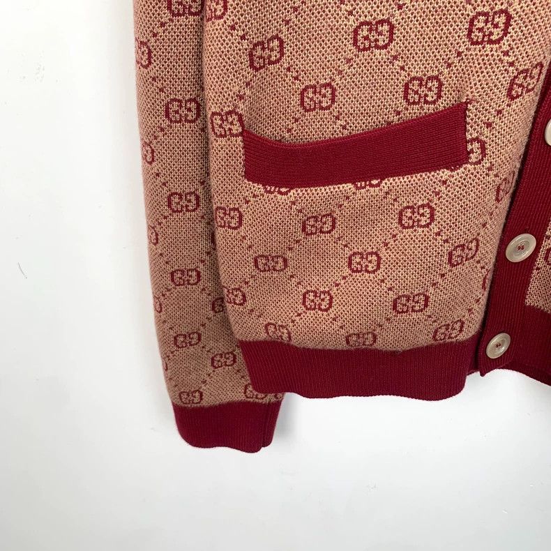 Gucci Gucci Red logo full-printed wool knitted long-sleeved cardi Size US S / EU 44-46 / 1 - 4 Thumbnail