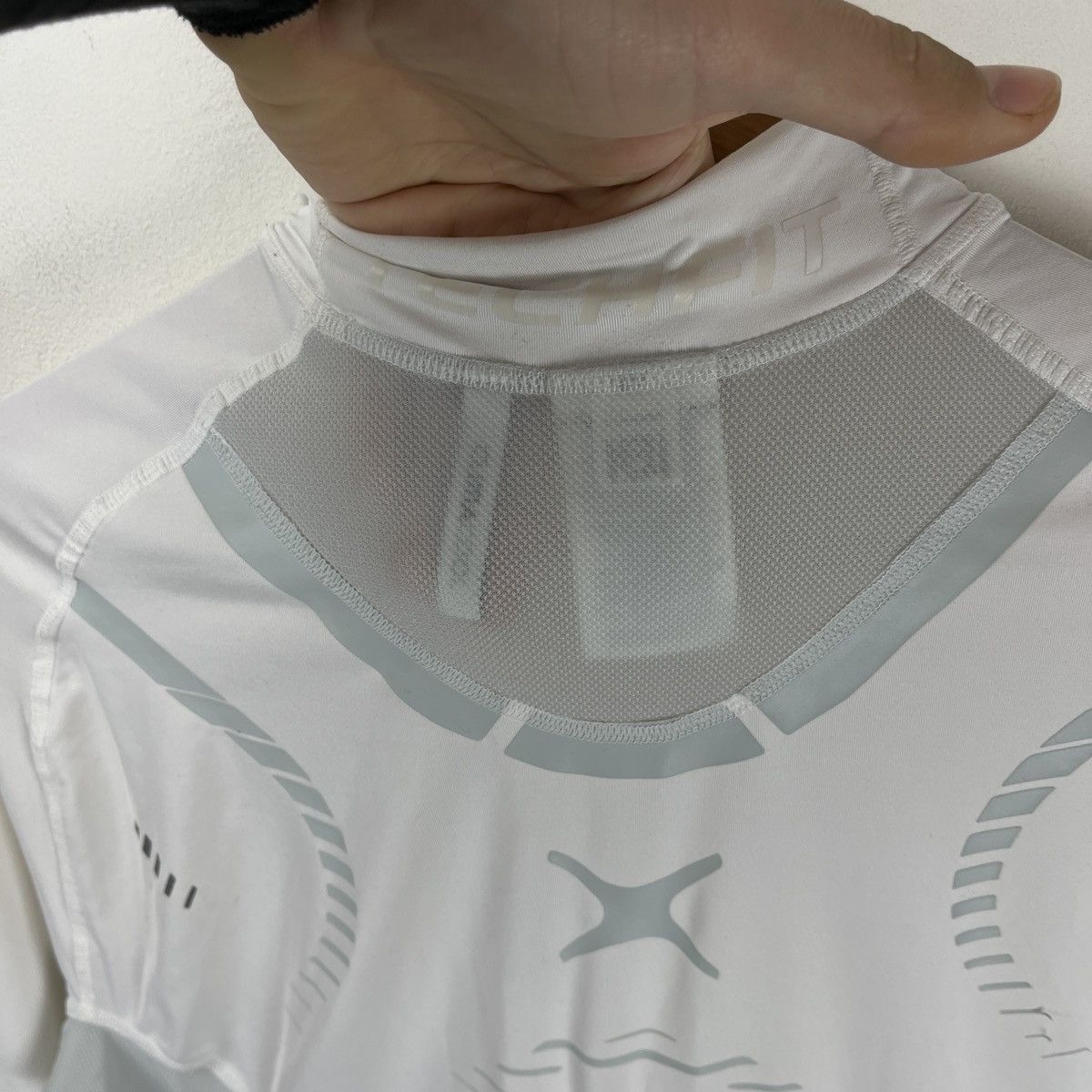 Adidas Climacool Adidas Tech Fit Longsleeve Thermo Gym Hiking Size US XL / EU 56 / 4 - 13 Thumbnail