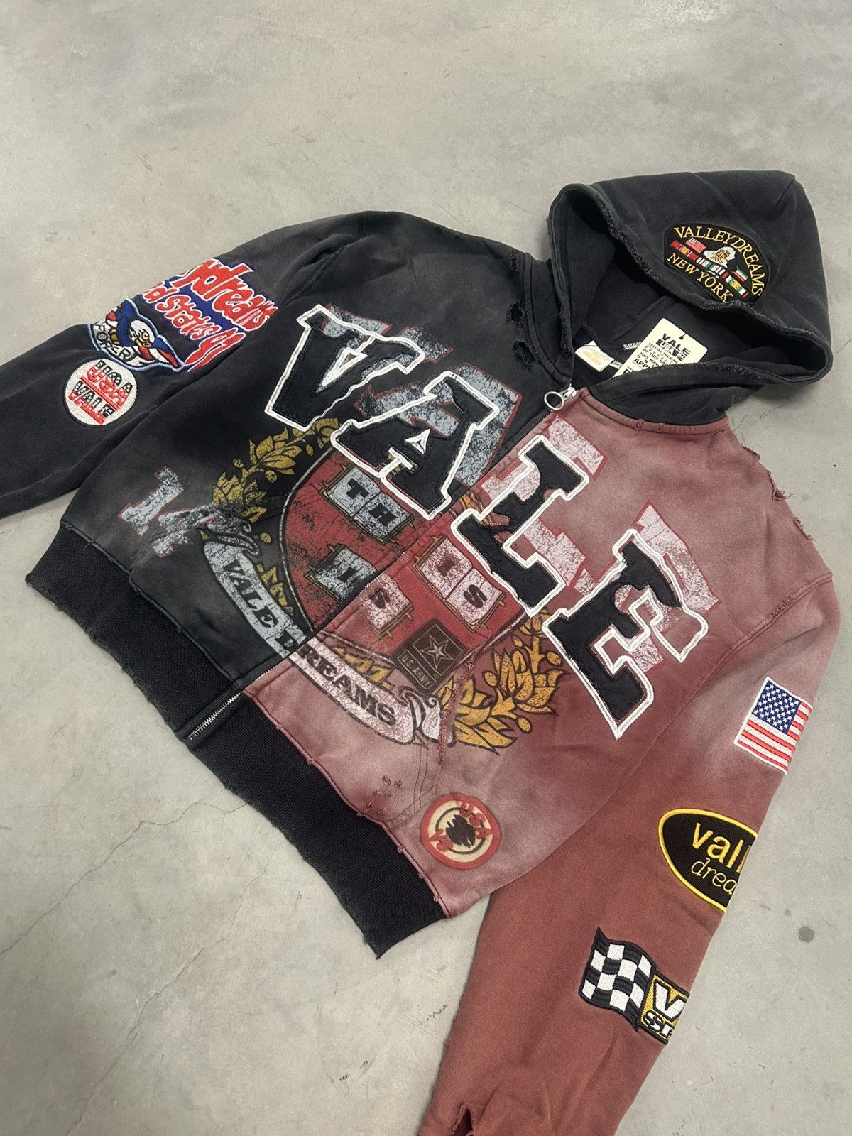 Vale Vale Forever Valley Dreams Black Red Two-Face Zip Up Hoodie Size US M / EU 48-50 / 2 - 2 Thumbnail
