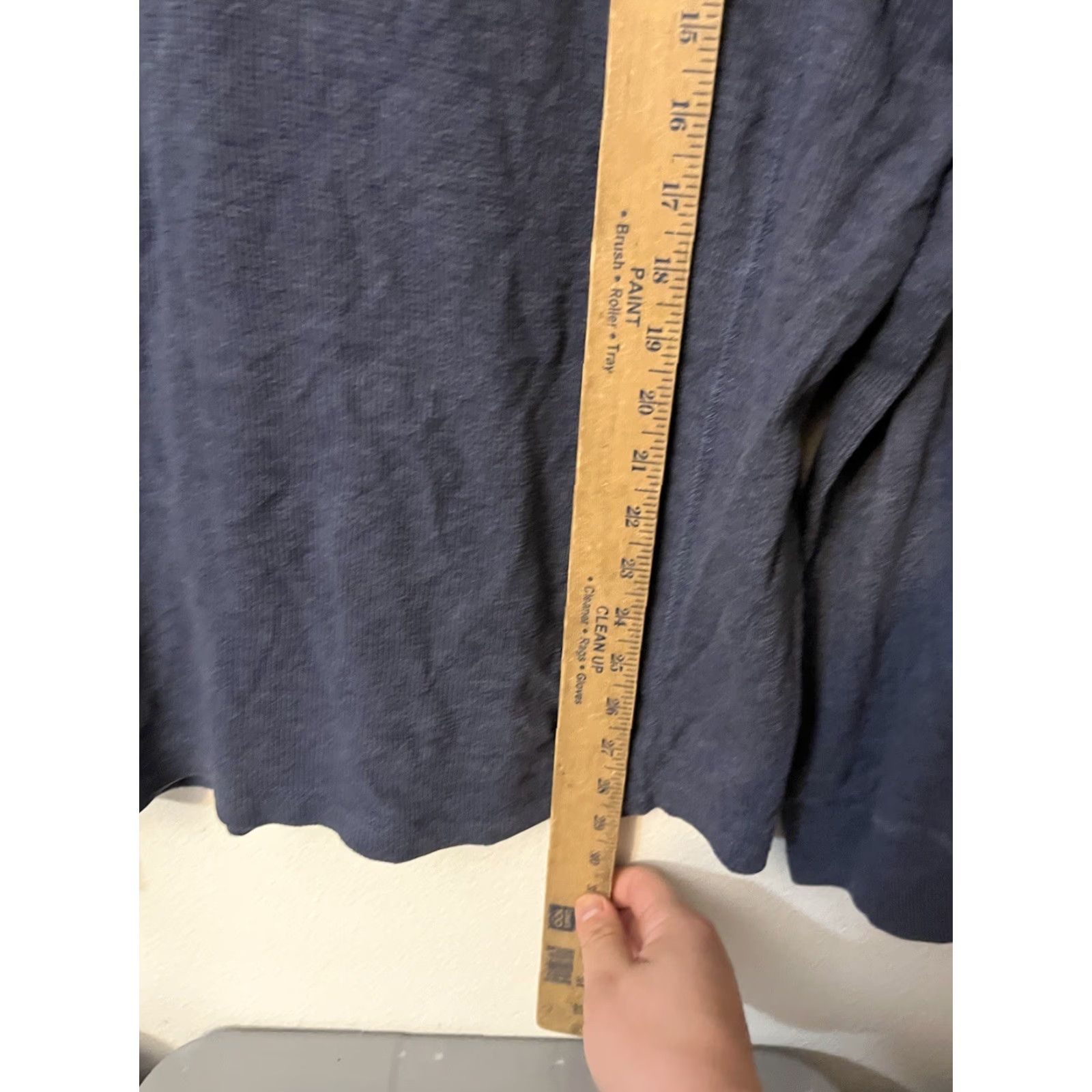 Eddie Bauer VINTAGE Eddie Bauer Men's Long Sleeve Henley Shirt Medium Navy Blue Knit 90s Classic Outdoor Size US M / EU 48-50 / 2 - 4 Thumbnail