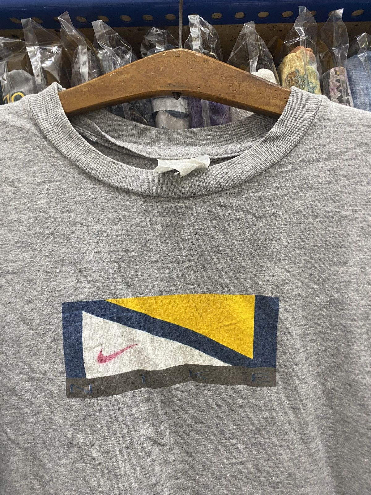 Nike VINTAGE NIKE TSHIRT Size US M / EU 48-50 / 2 - 2 Thumbnail