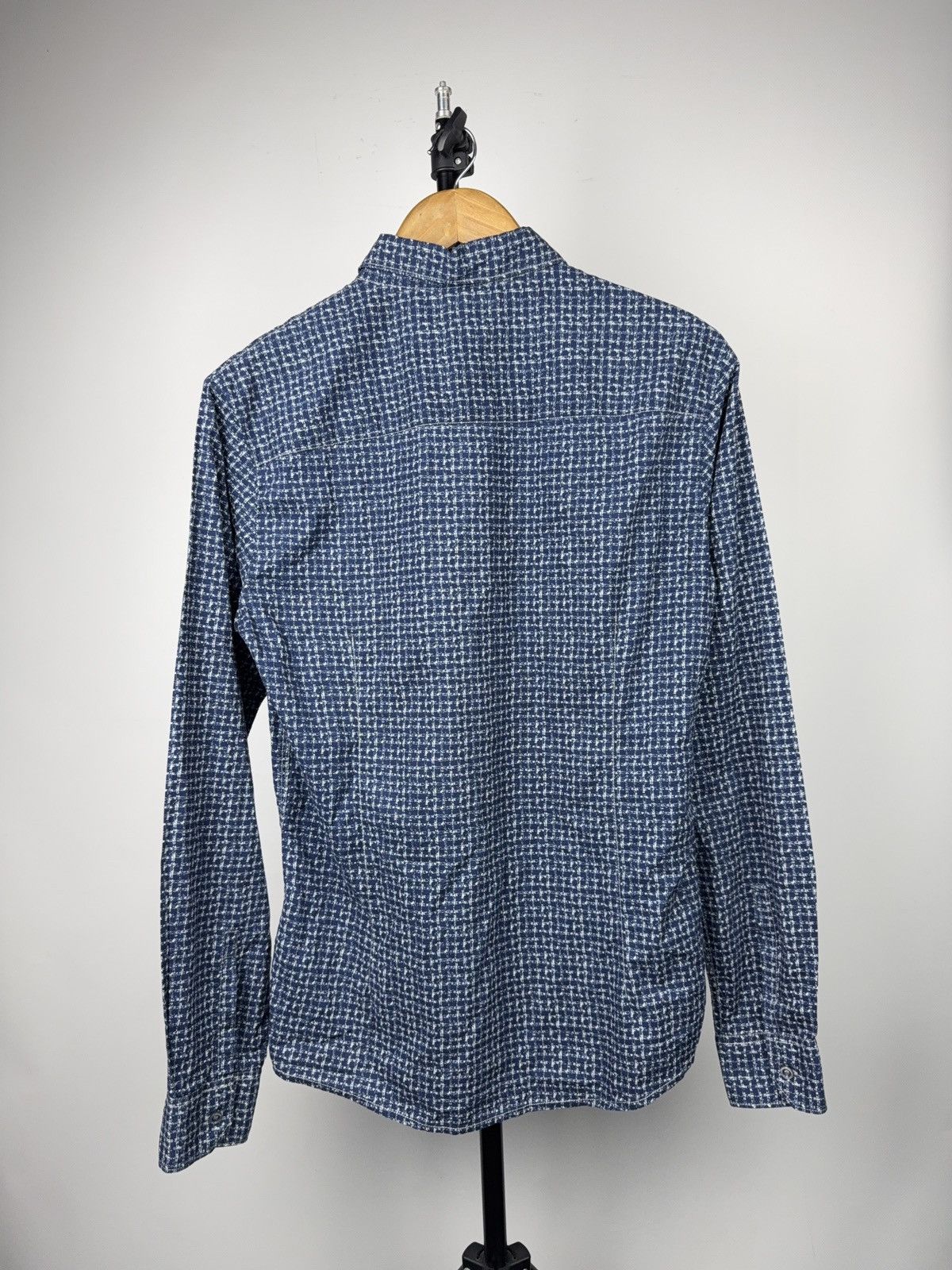 Armani Luxury Armani Jeans AJ SlimTextured Blue Button Up Shirt Size US M / EU 48-50 / 2 - 10 Thumbnail