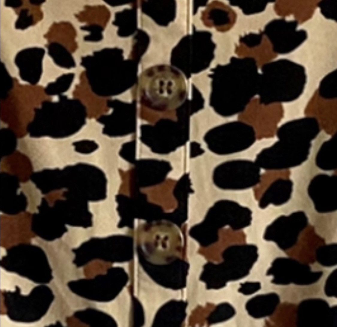 Other LEOPARD ANIMAL PRINT BUTTON FRONT CROP TOP SZ L Size L / US 10 / IT 46 - 5 Thumbnail