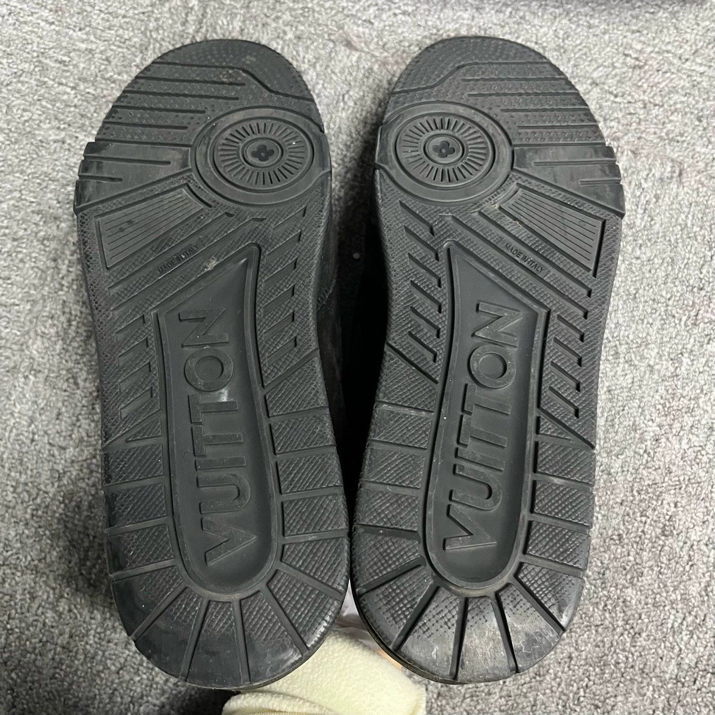 Louis Vuitton black louis vuitton lifestyle lace-up sneakers Size US 8.5 / EU 41-42 - 5 Thumbnail