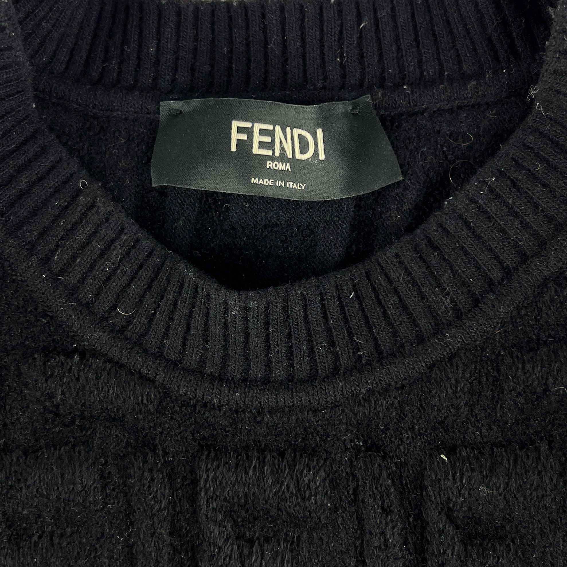Fendi Fendi Logo Knit Sweater Size US M / EU 48-50 / 2 - 4 Thumbnail